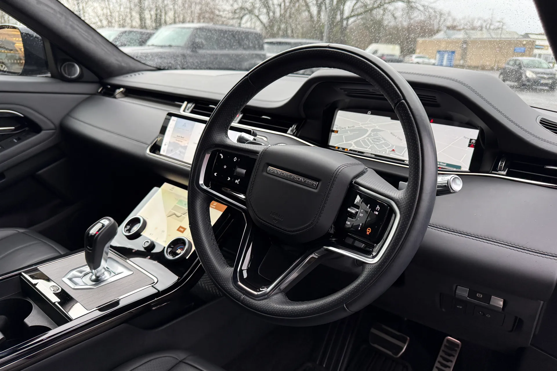 LAND ROVER RANGE ROVER EVOQUE thumbnail image number 30