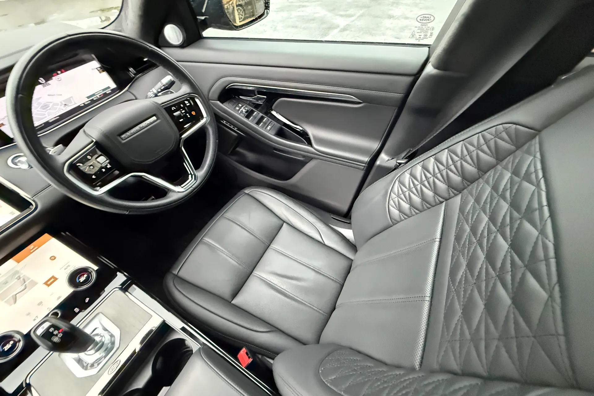 LAND ROVER RANGE ROVER EVOQUE thumbnail image number 13