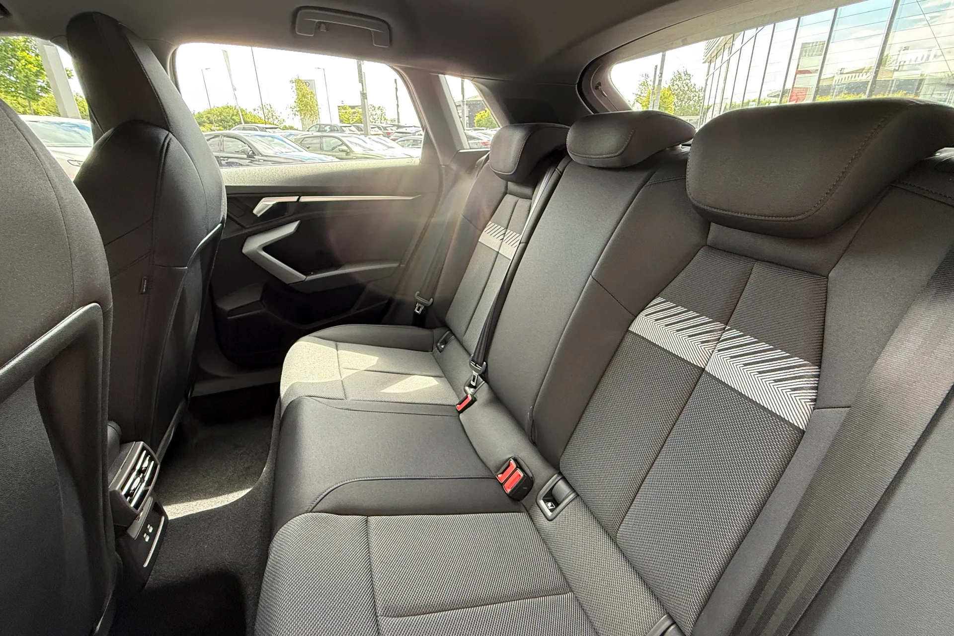 Audi A3 thumbnail image number 40