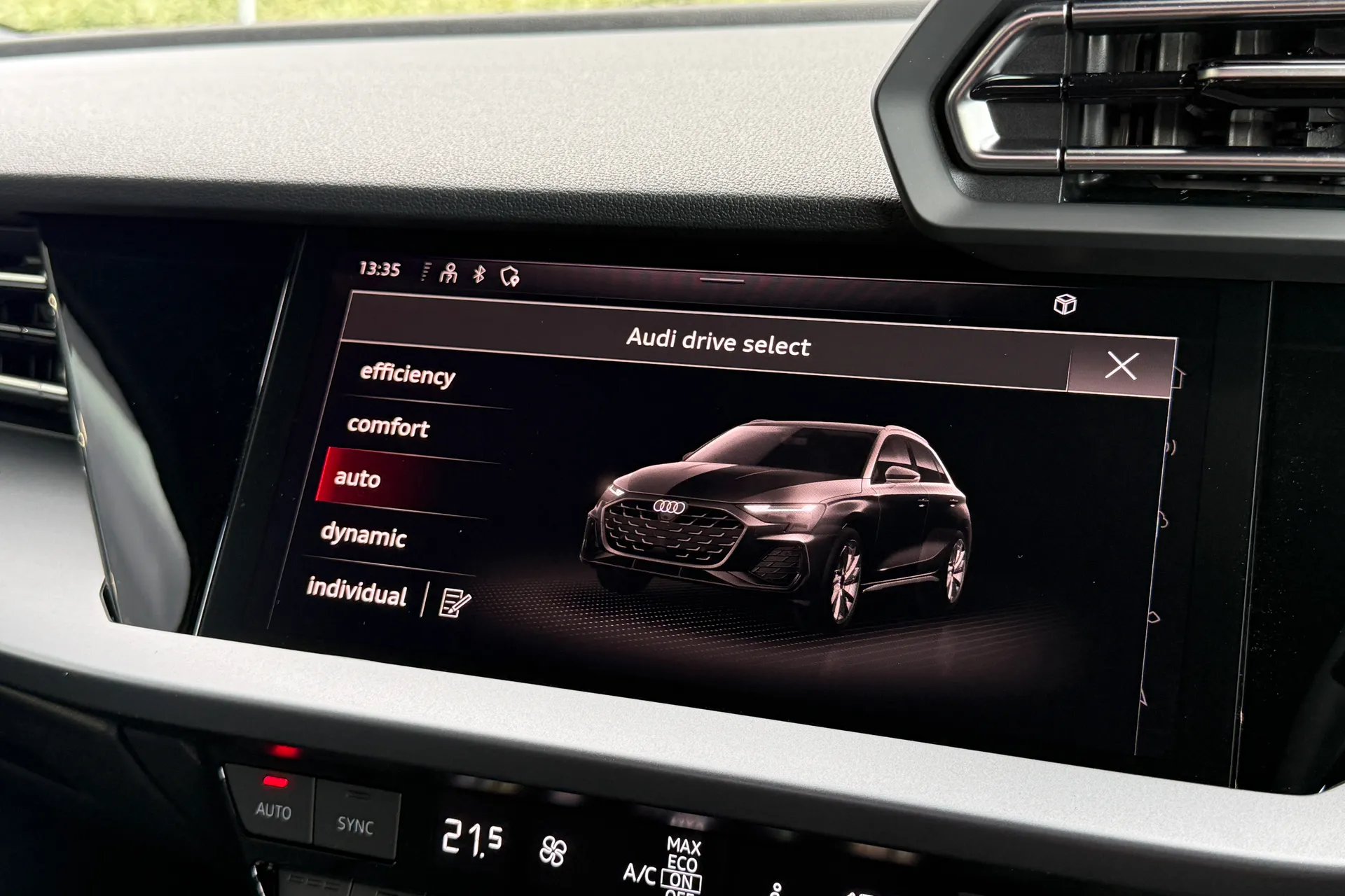 Audi A3 thumbnail image number 15