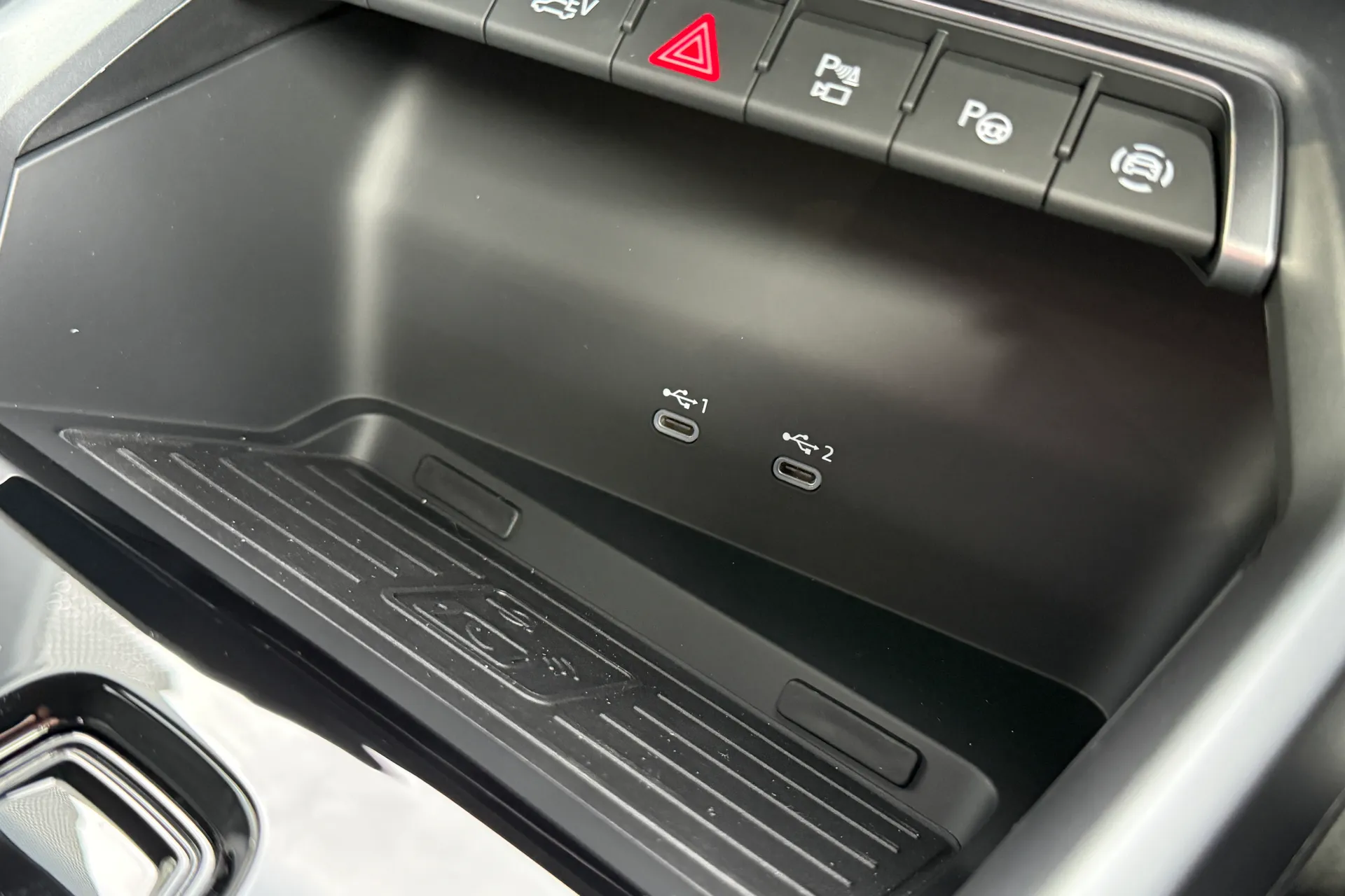 Audi A3 thumbnail image number 36