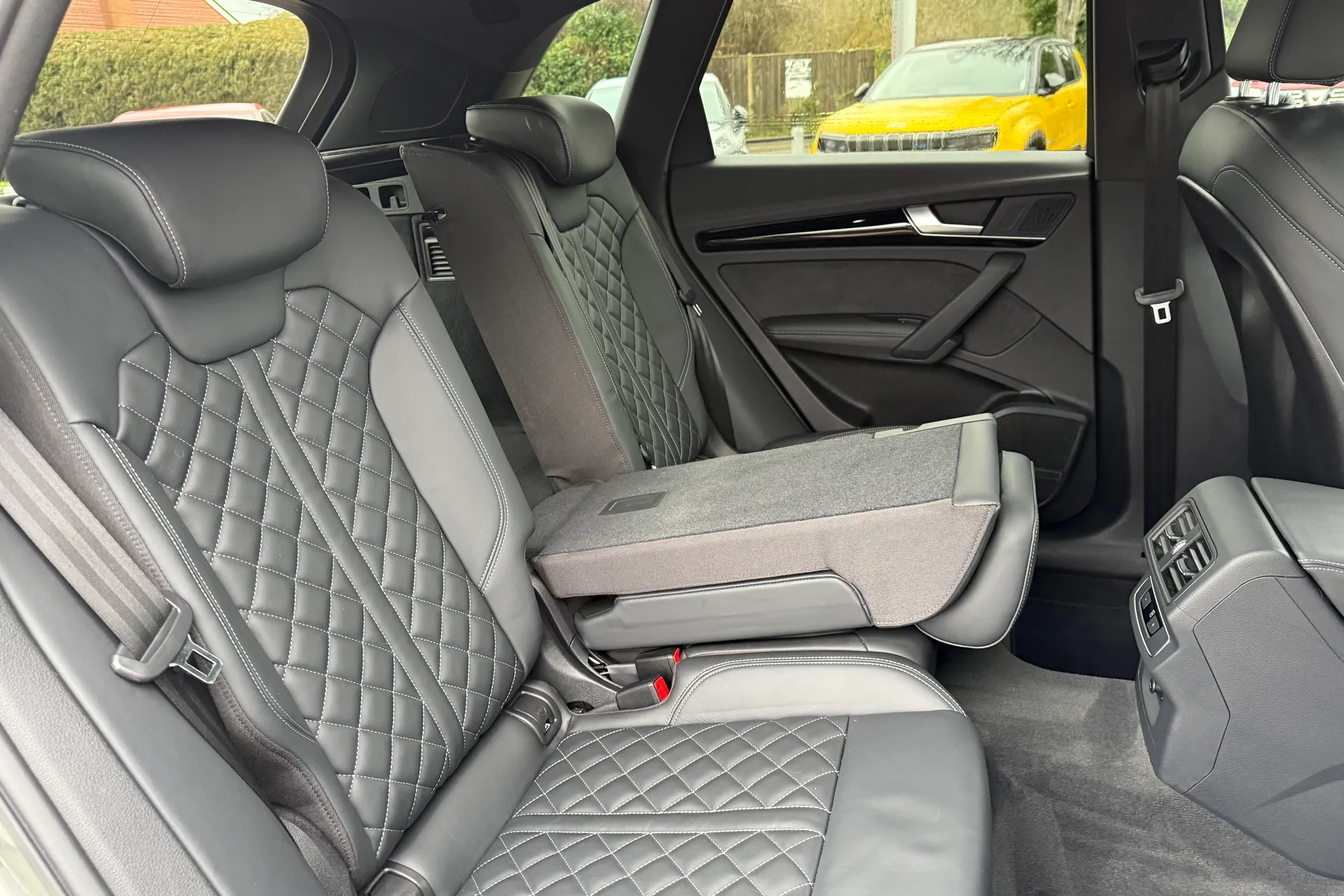 Audi Q5 thumbnail image number 48