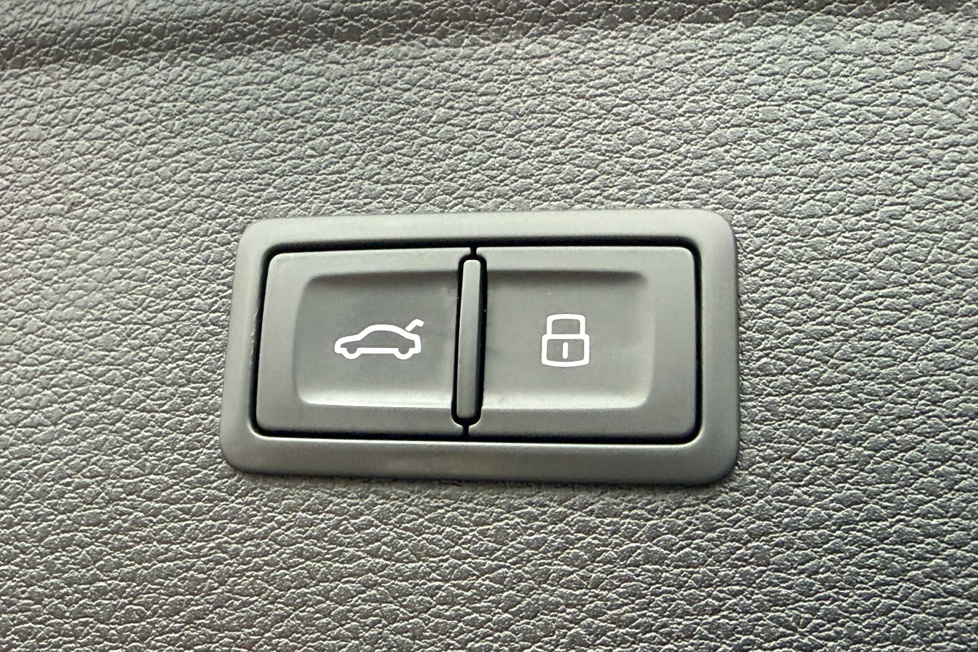 Audi Q5 thumbnail image number 38