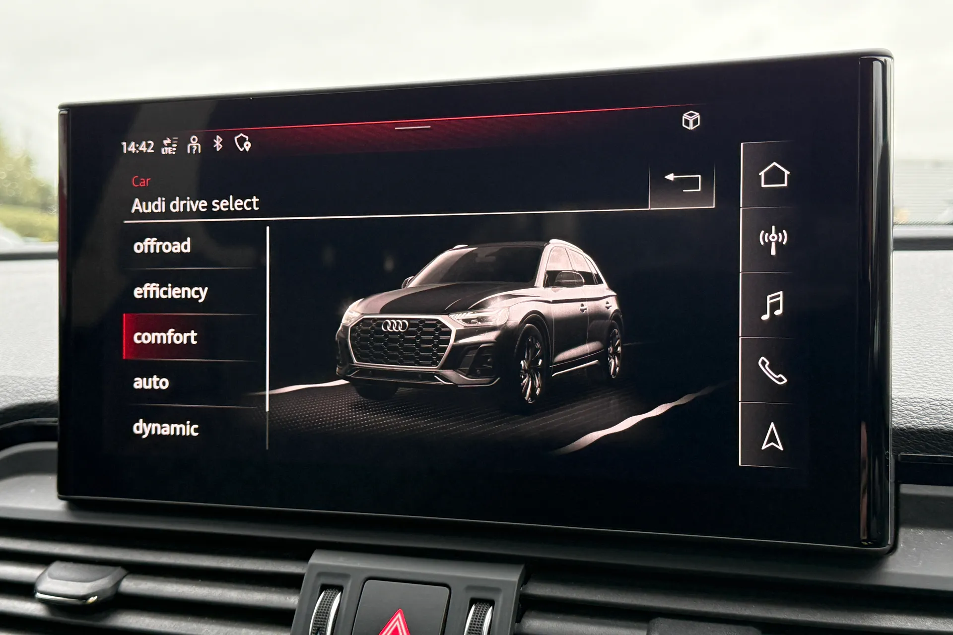 Audi Q5 thumbnail image number 10