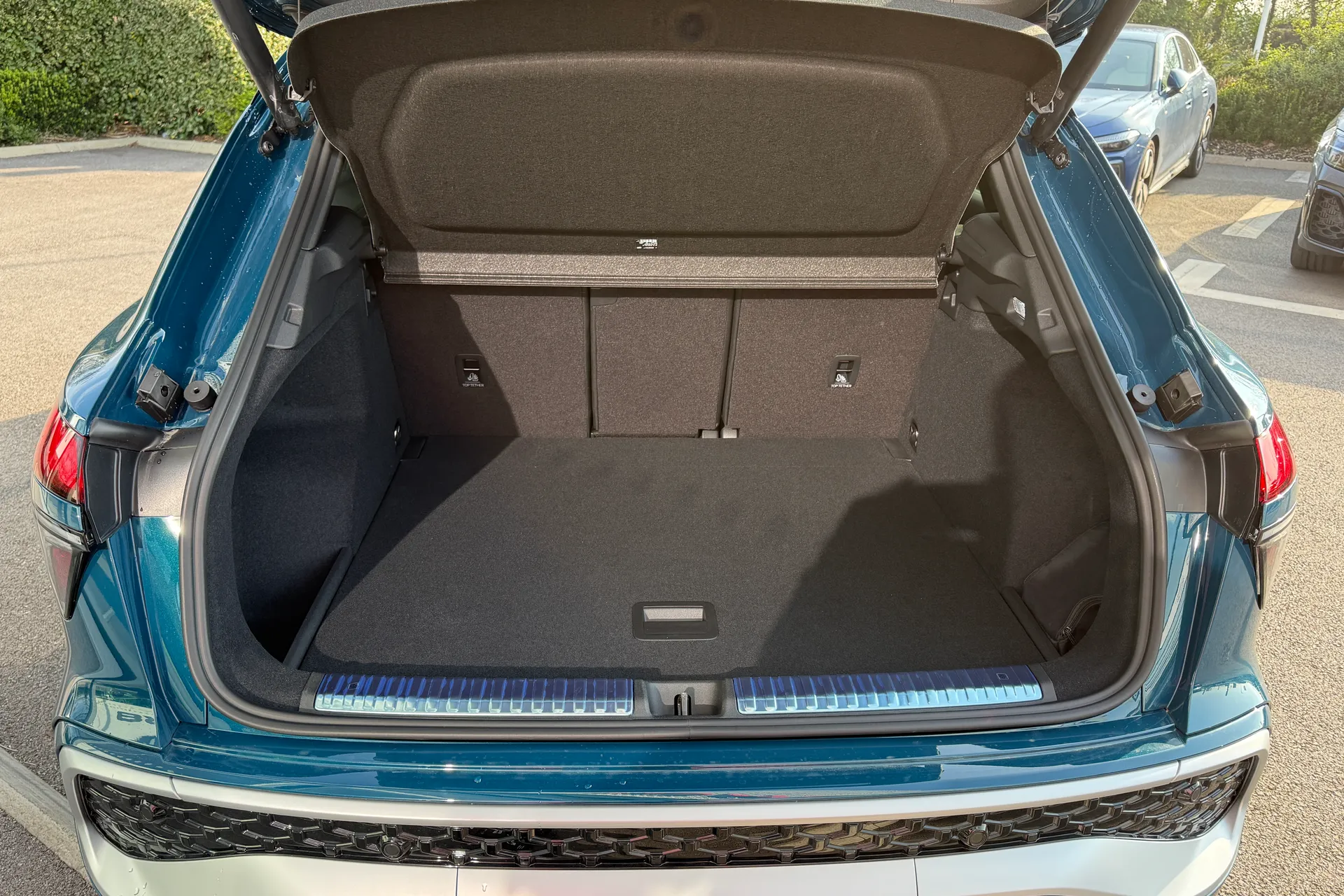 Audi Q3 thumbnail image number 37