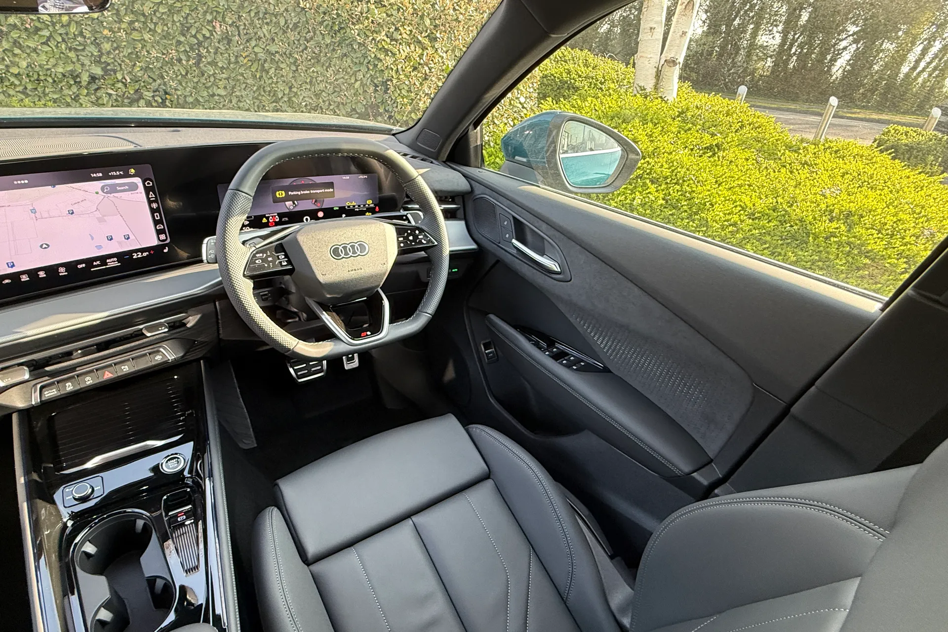 Audi Q3 thumbnail image number 45