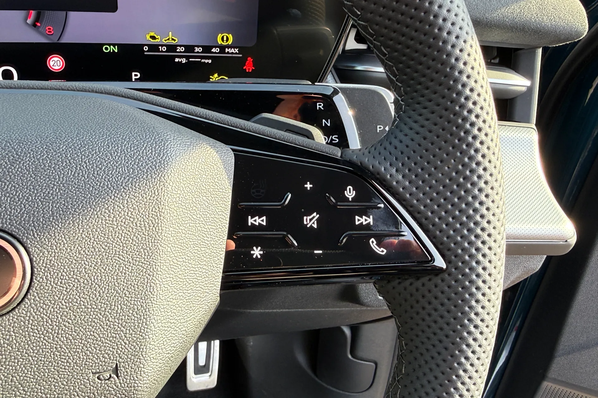 Audi Q3 thumbnail image number 27