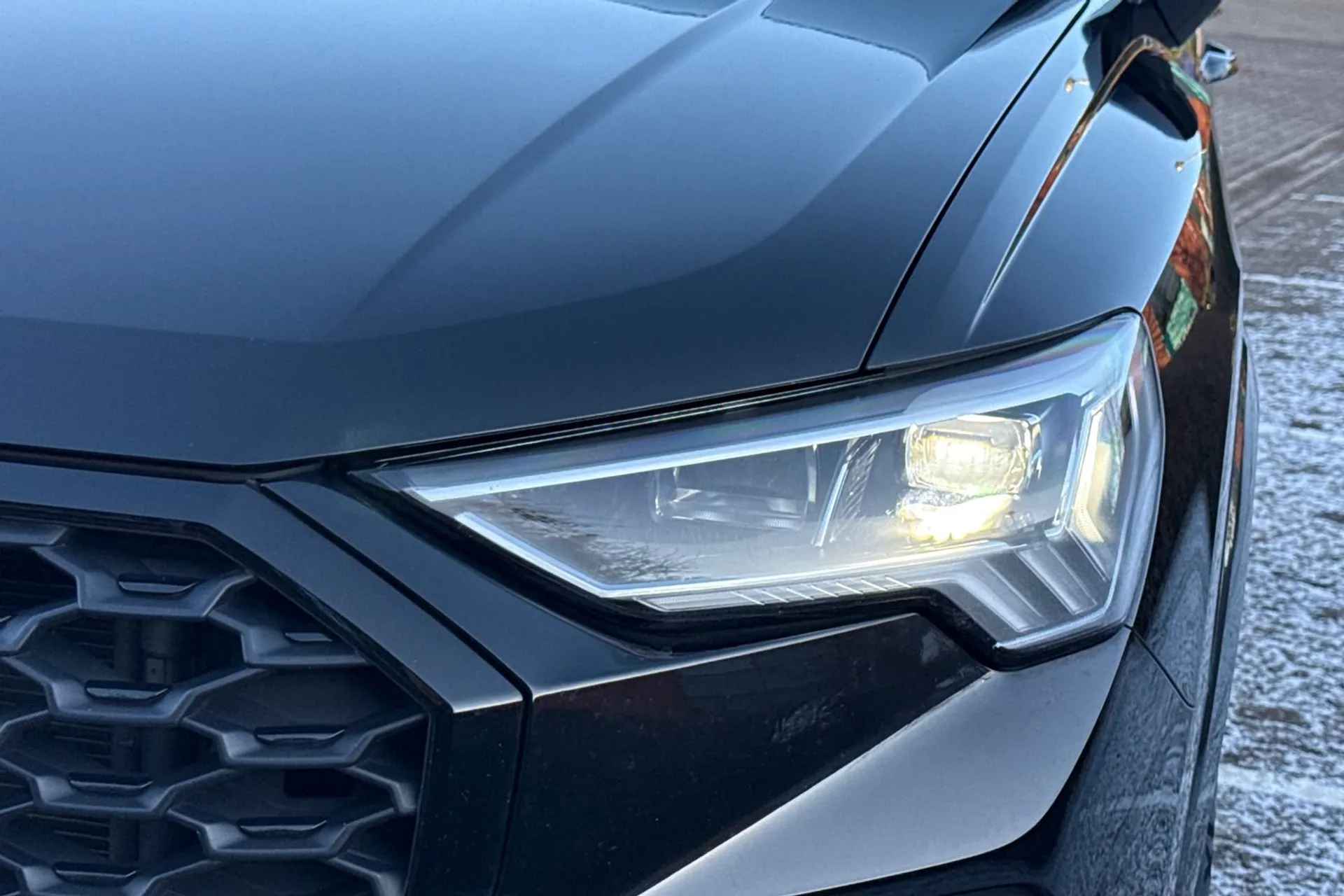 Audi Q3 thumbnail image number 13