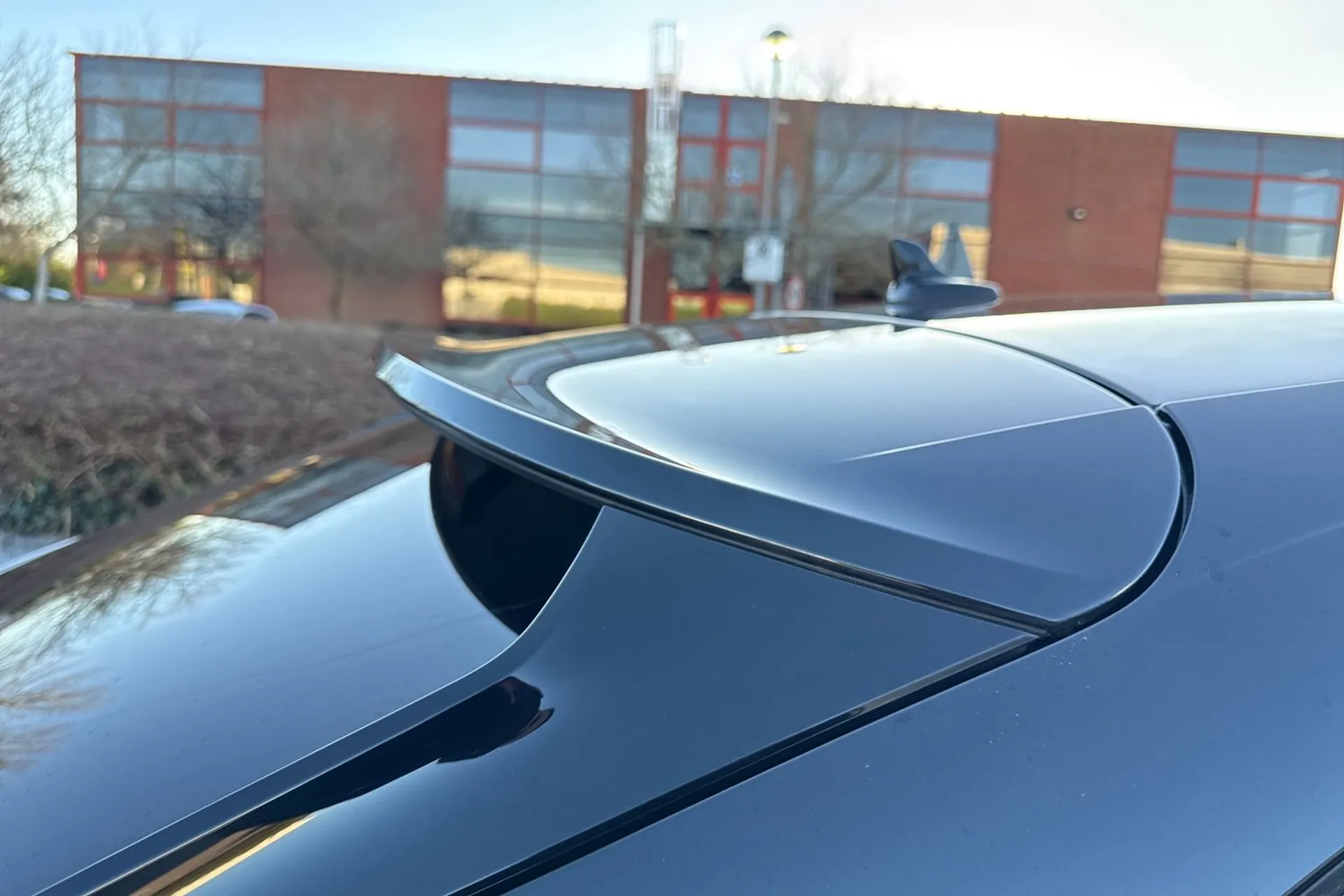 Audi Q3 thumbnail image number 16