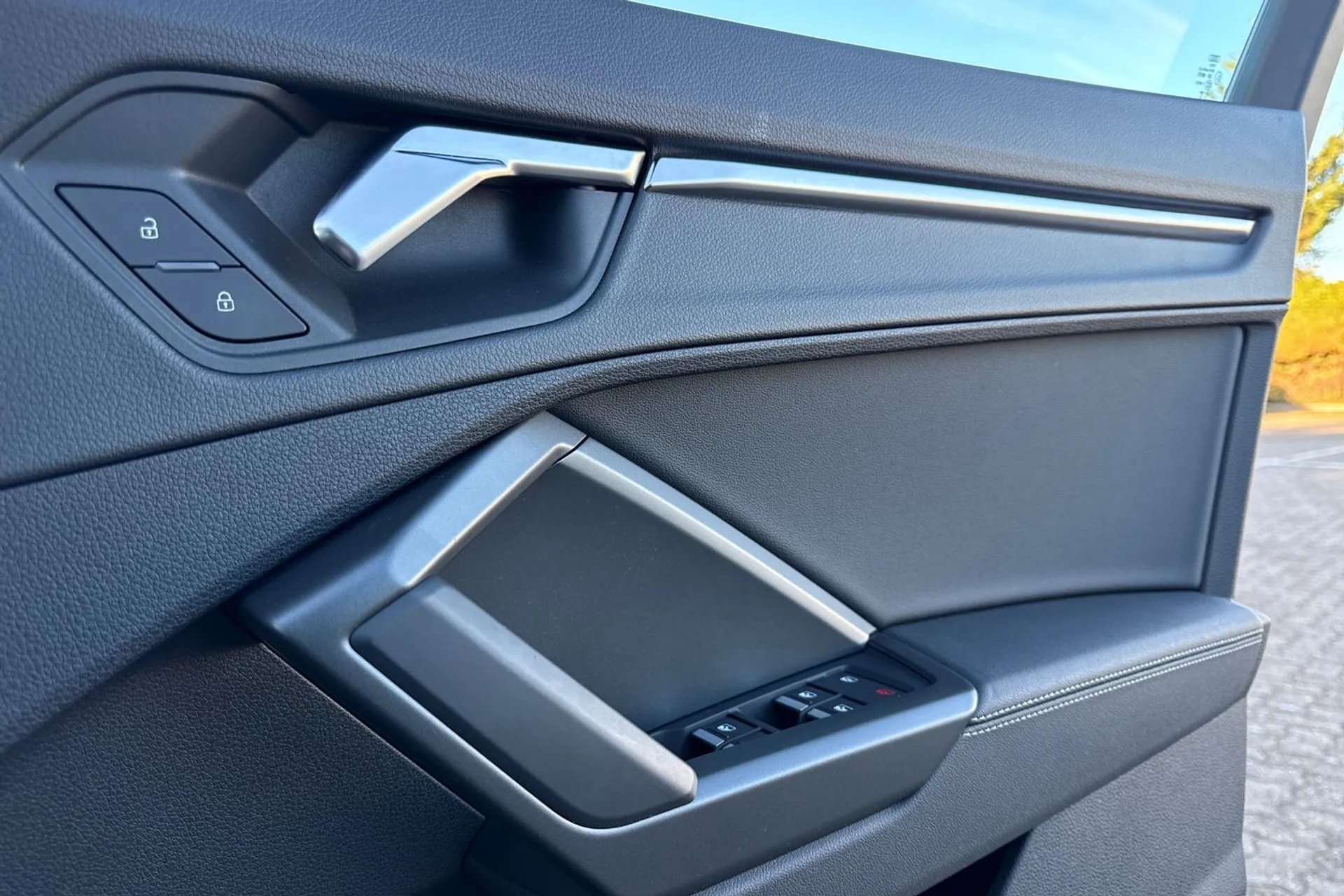 Audi Q3 thumbnail image number 49