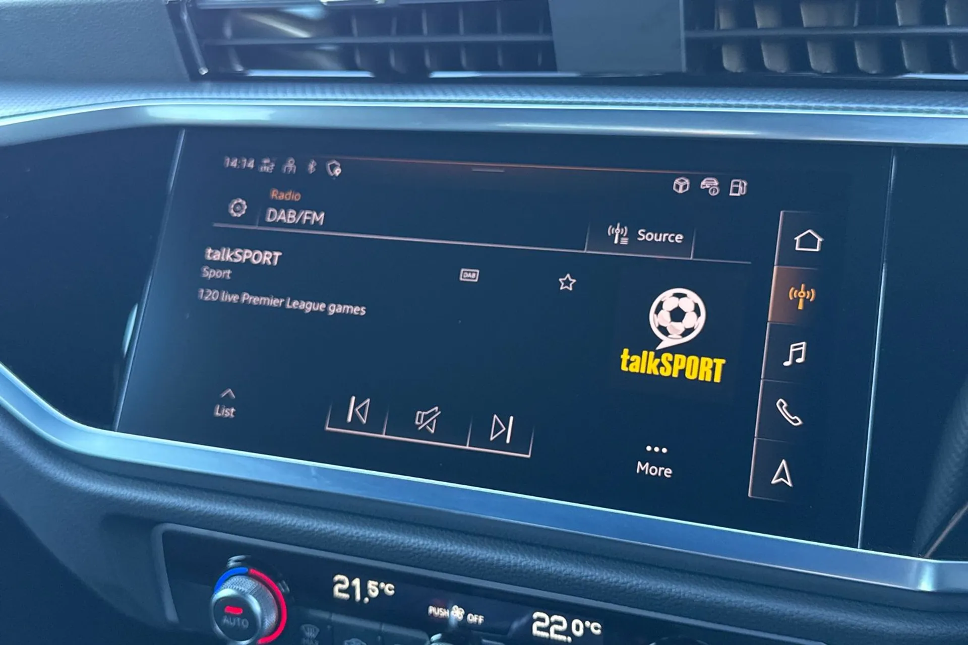 Audi Q3 thumbnail image number 28