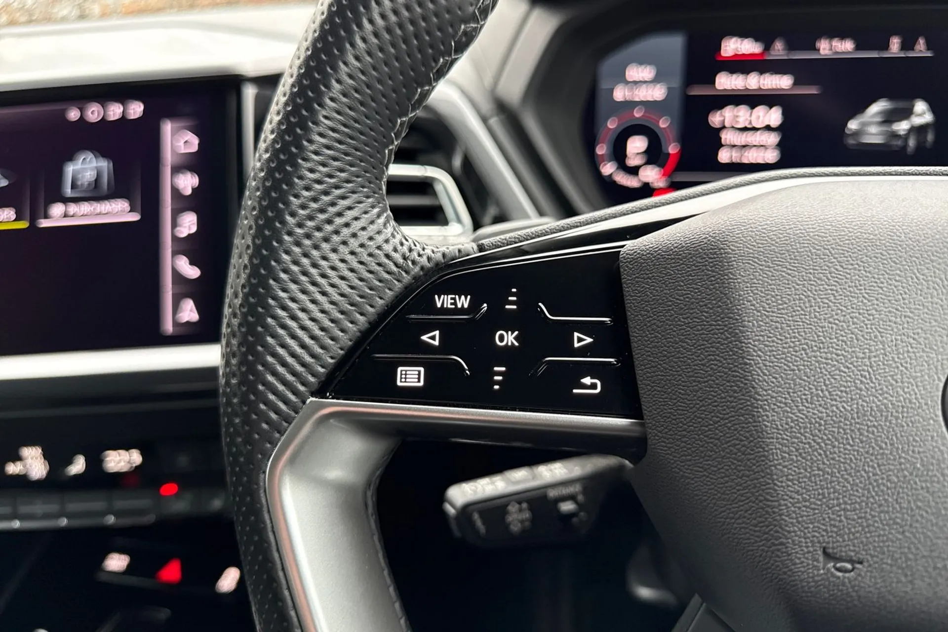 Audi Q4 thumbnail image number 46