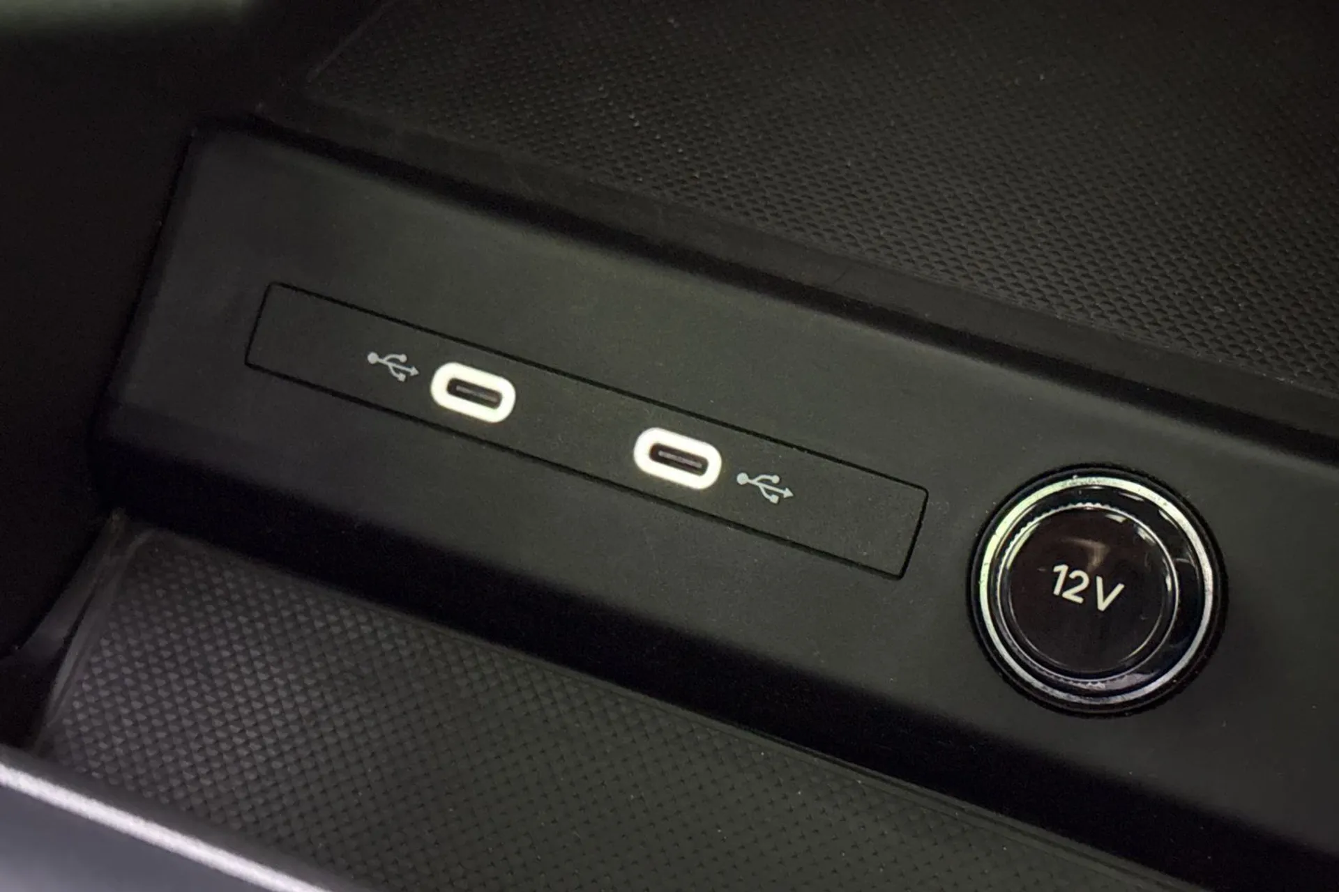 Audi Q4 thumbnail image number 43