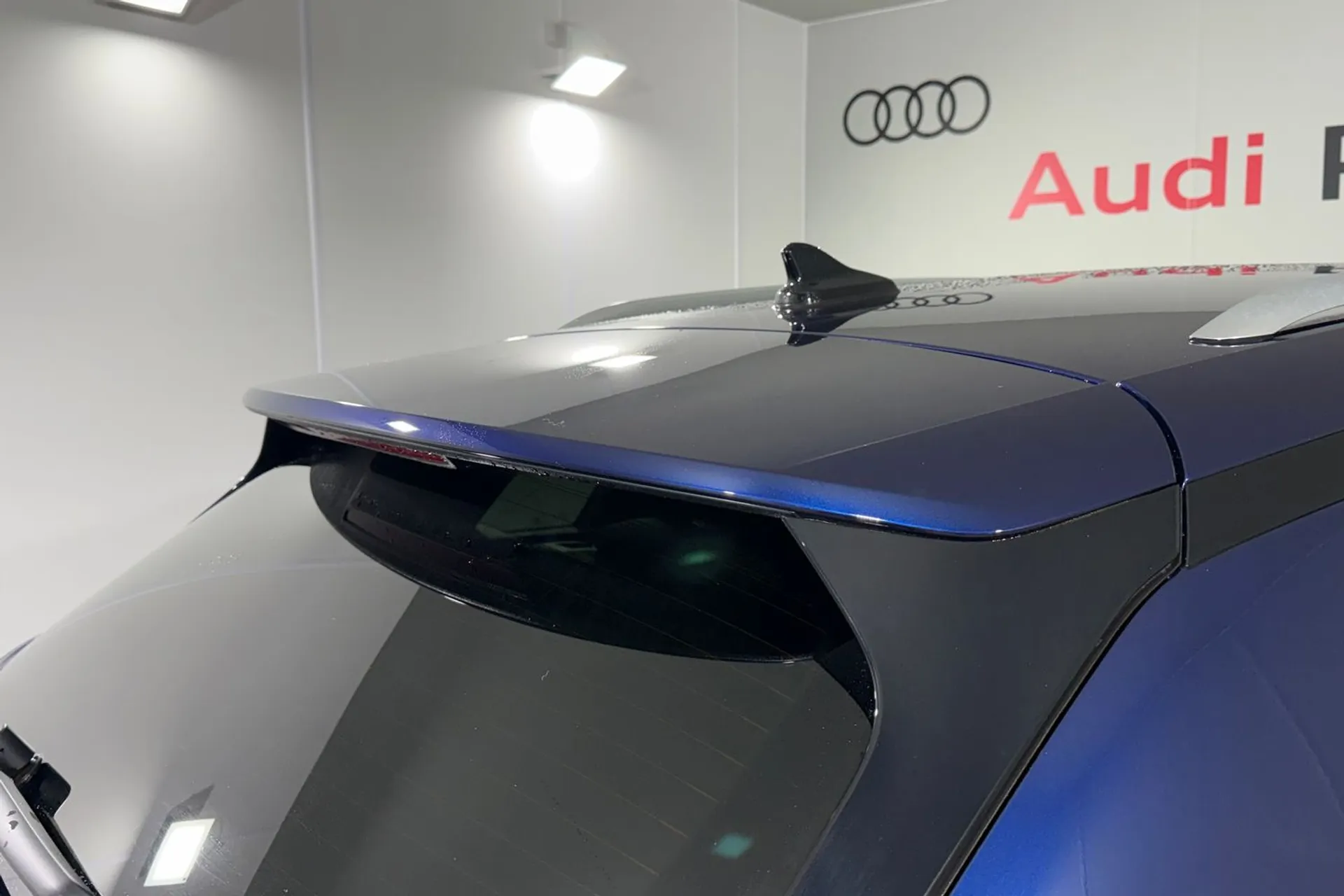 Audi Q4 thumbnail image number 14