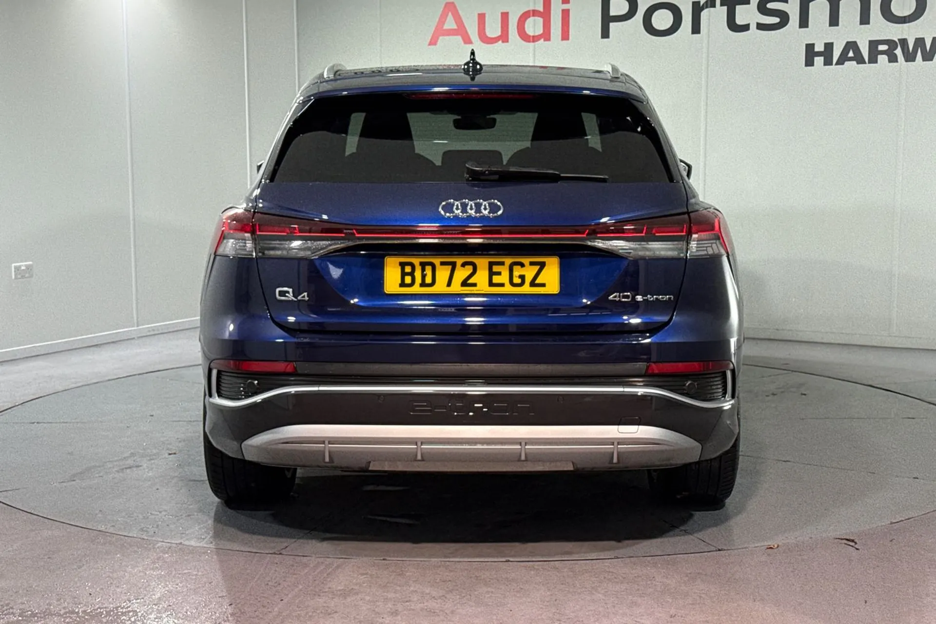 Audi Q4 thumbnail image number 7