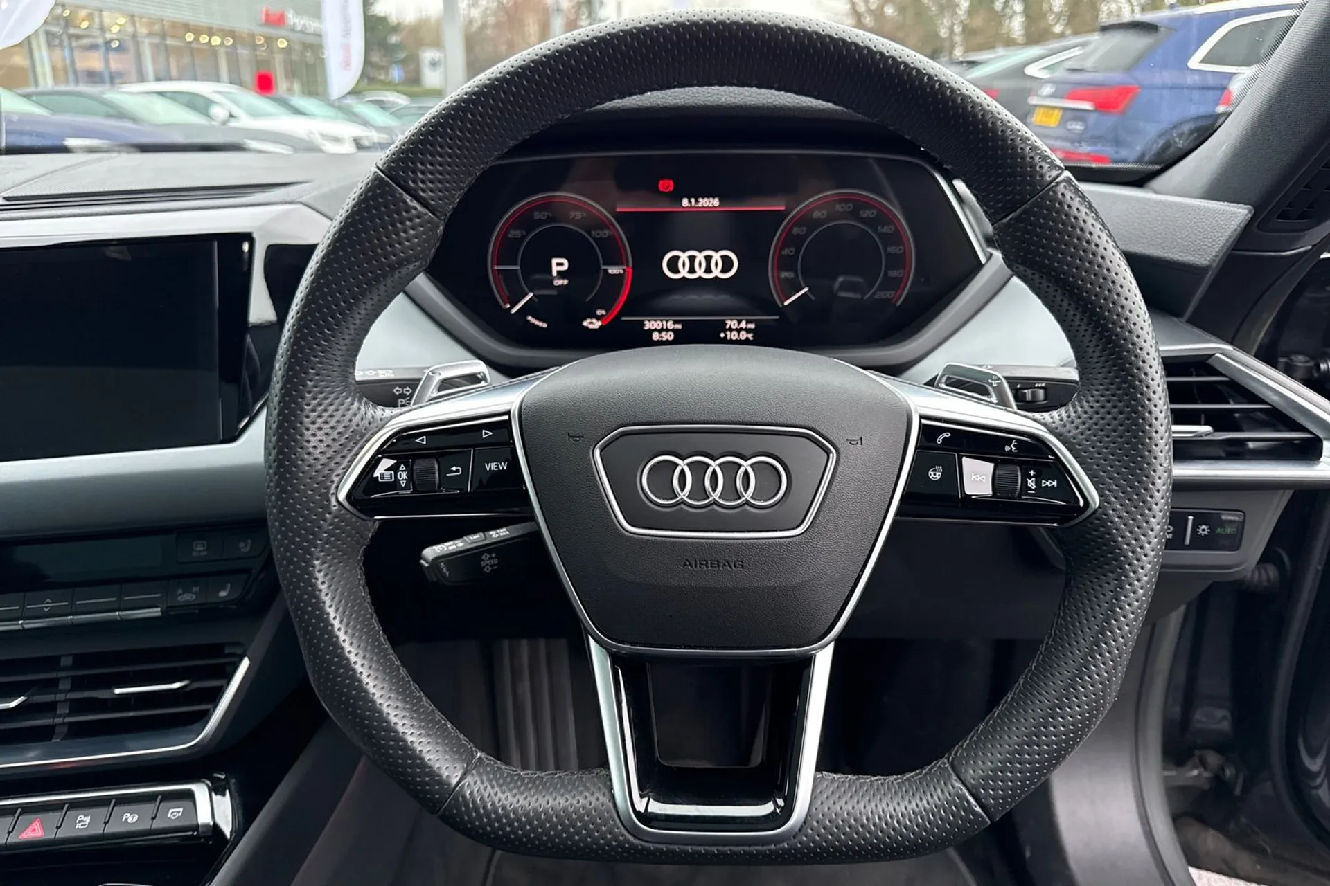 Audi e-tron GT thumbnail image number 21