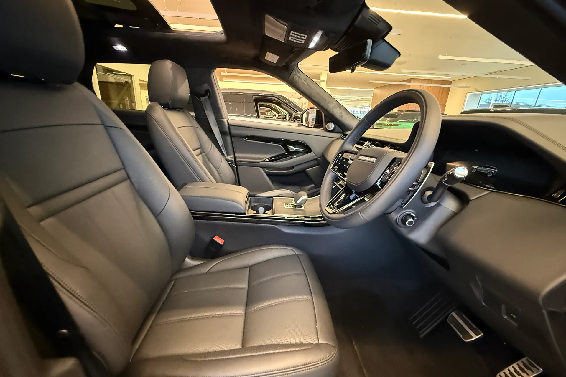 LAND ROVER RANGE ROVER EVOQUE thumbnail image number 9