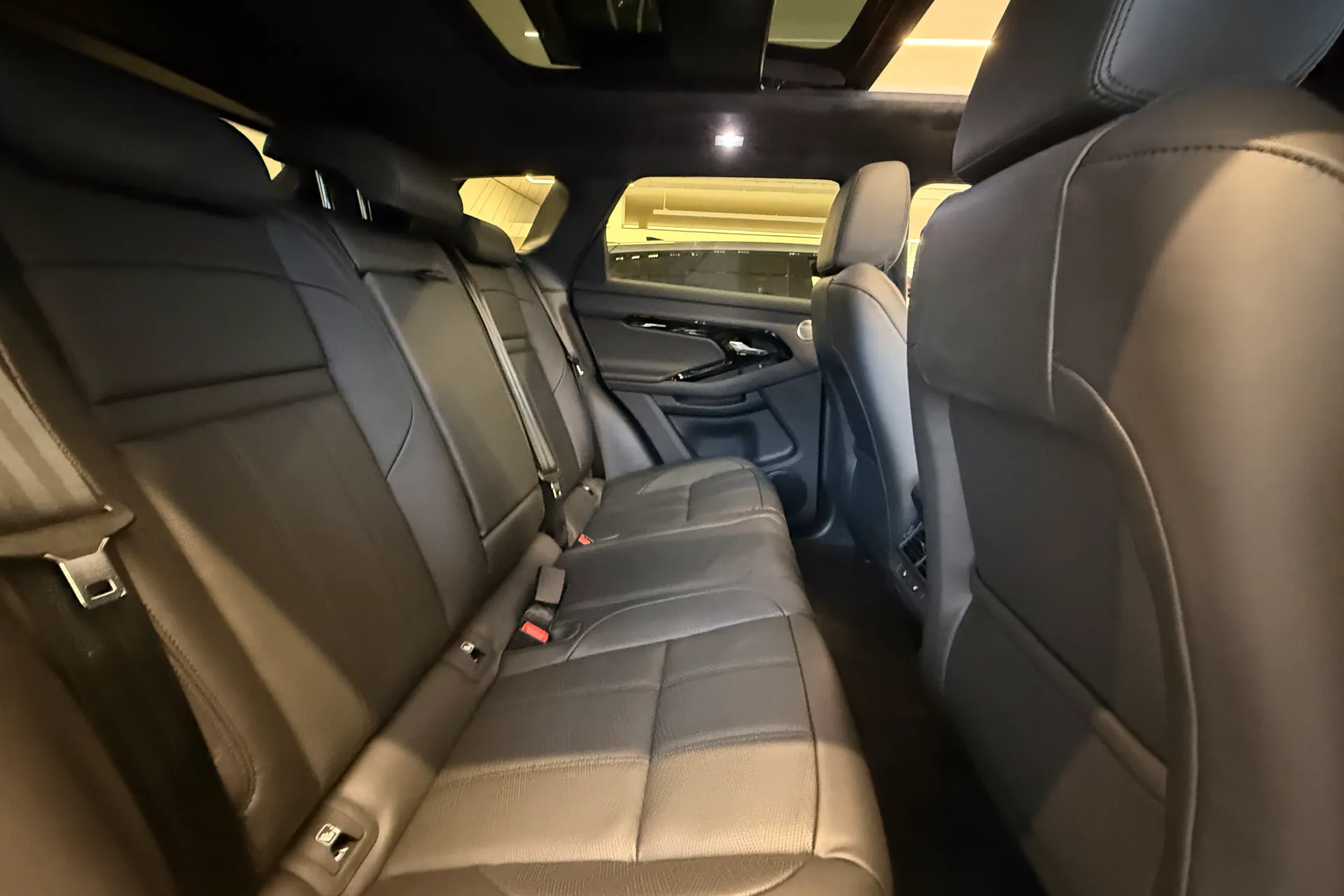 LAND ROVER RANGE ROVER EVOQUE thumbnail image number 8