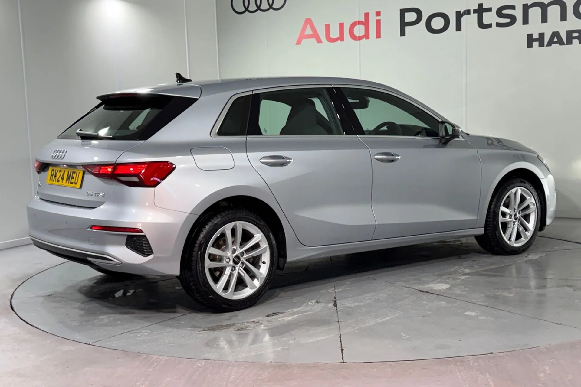 Audi A3 thumbnail image number 8