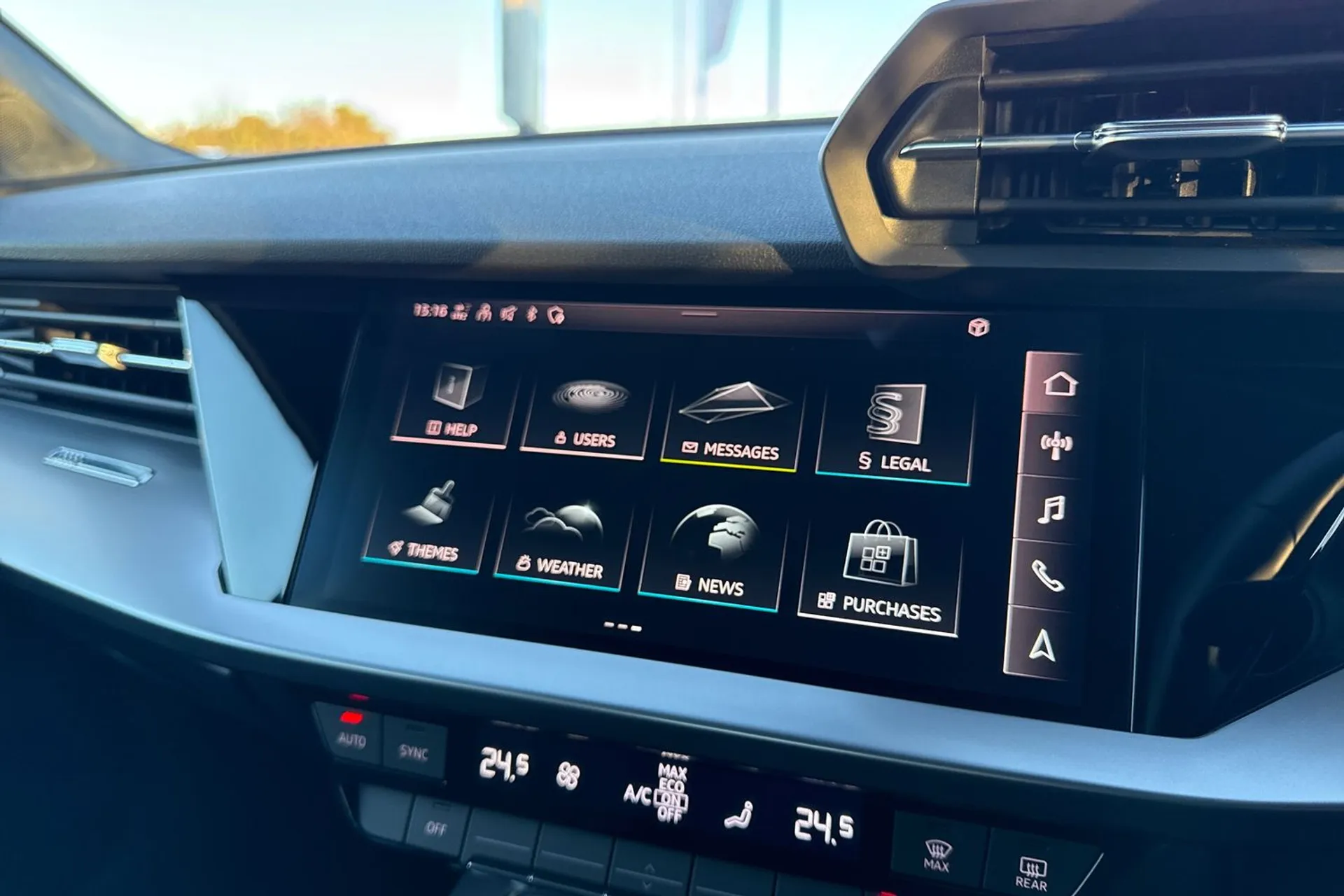 Audi A3 thumbnail image number 21