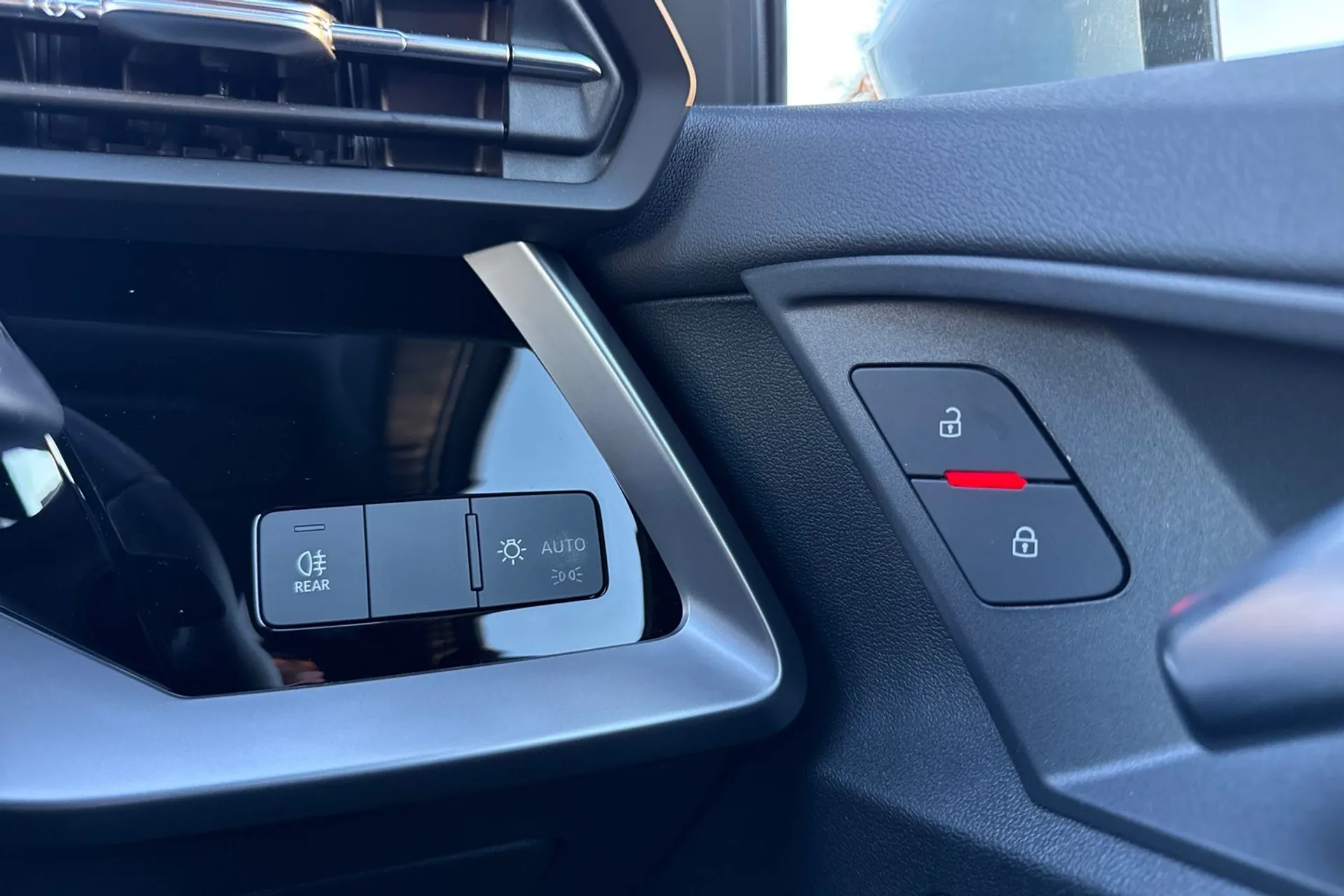 Audi A3 thumbnail image number 29