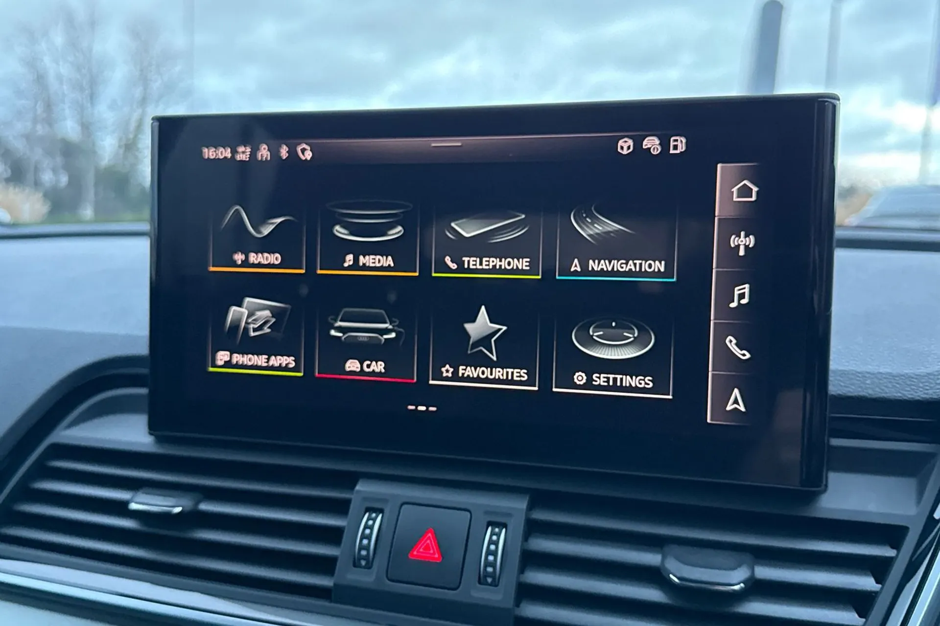 Audi Q5 thumbnail image number 31