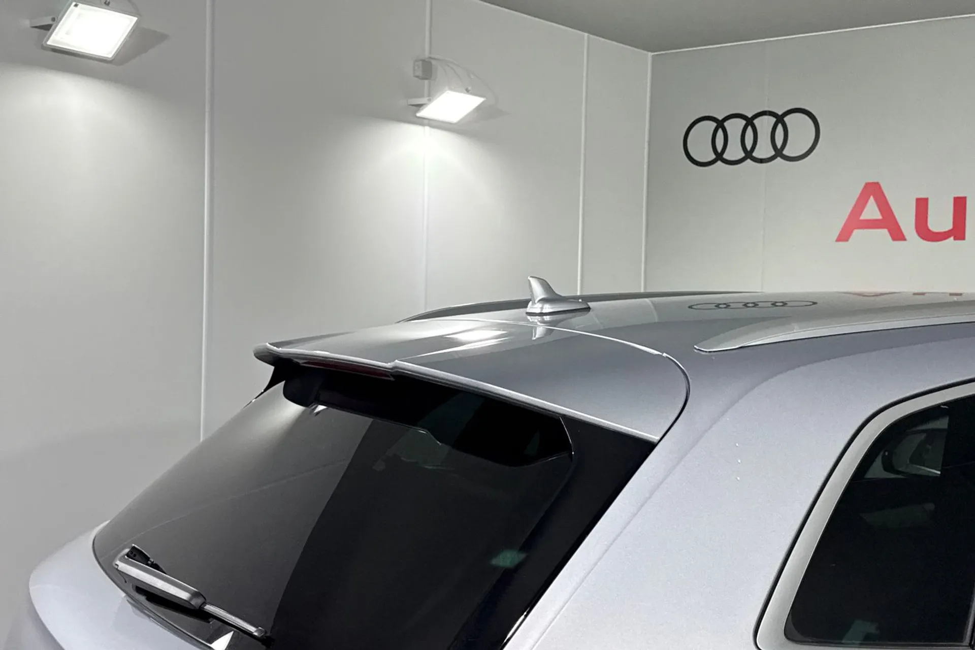 Audi Q5 thumbnail image number 14