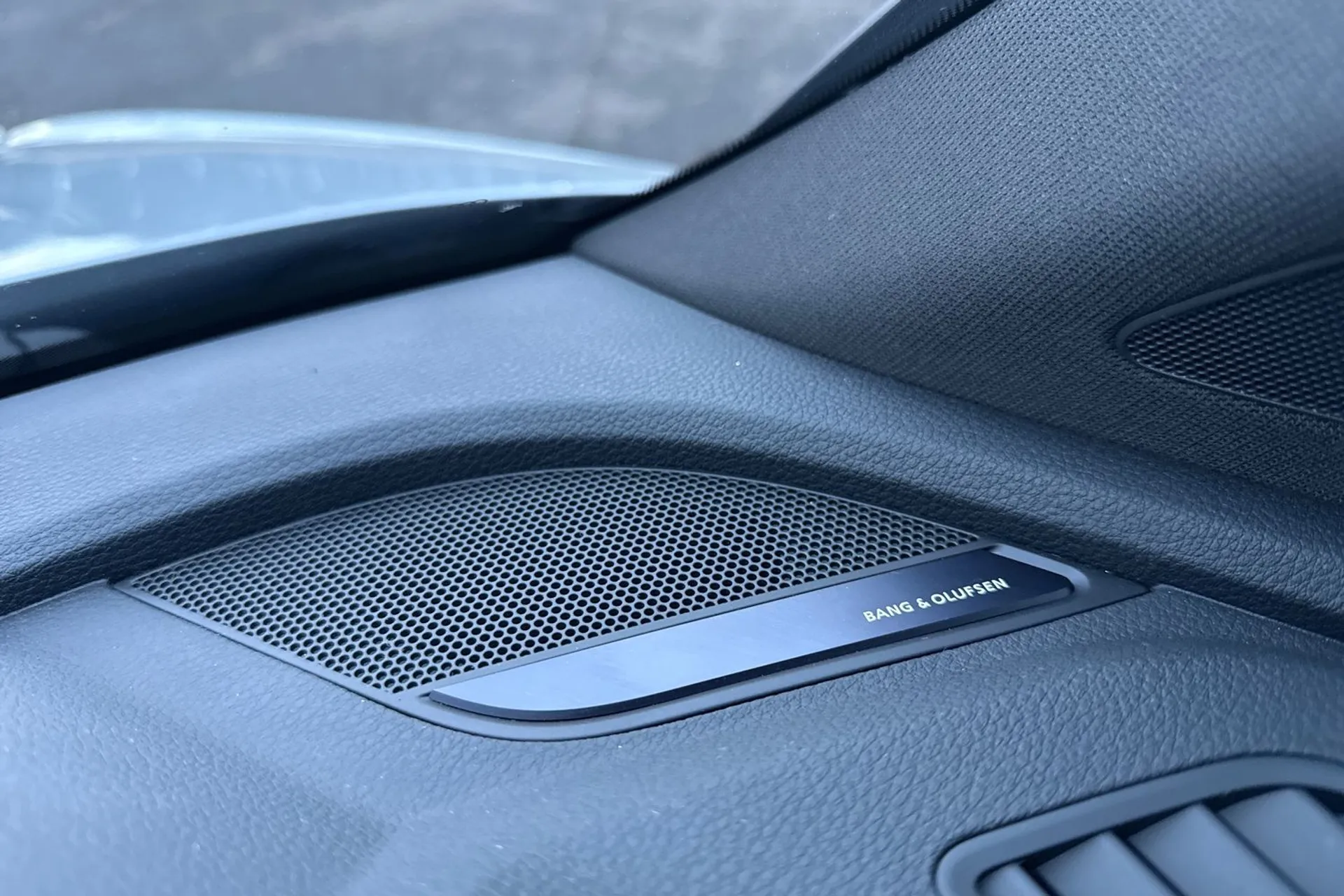 Audi Q5 thumbnail image number 29