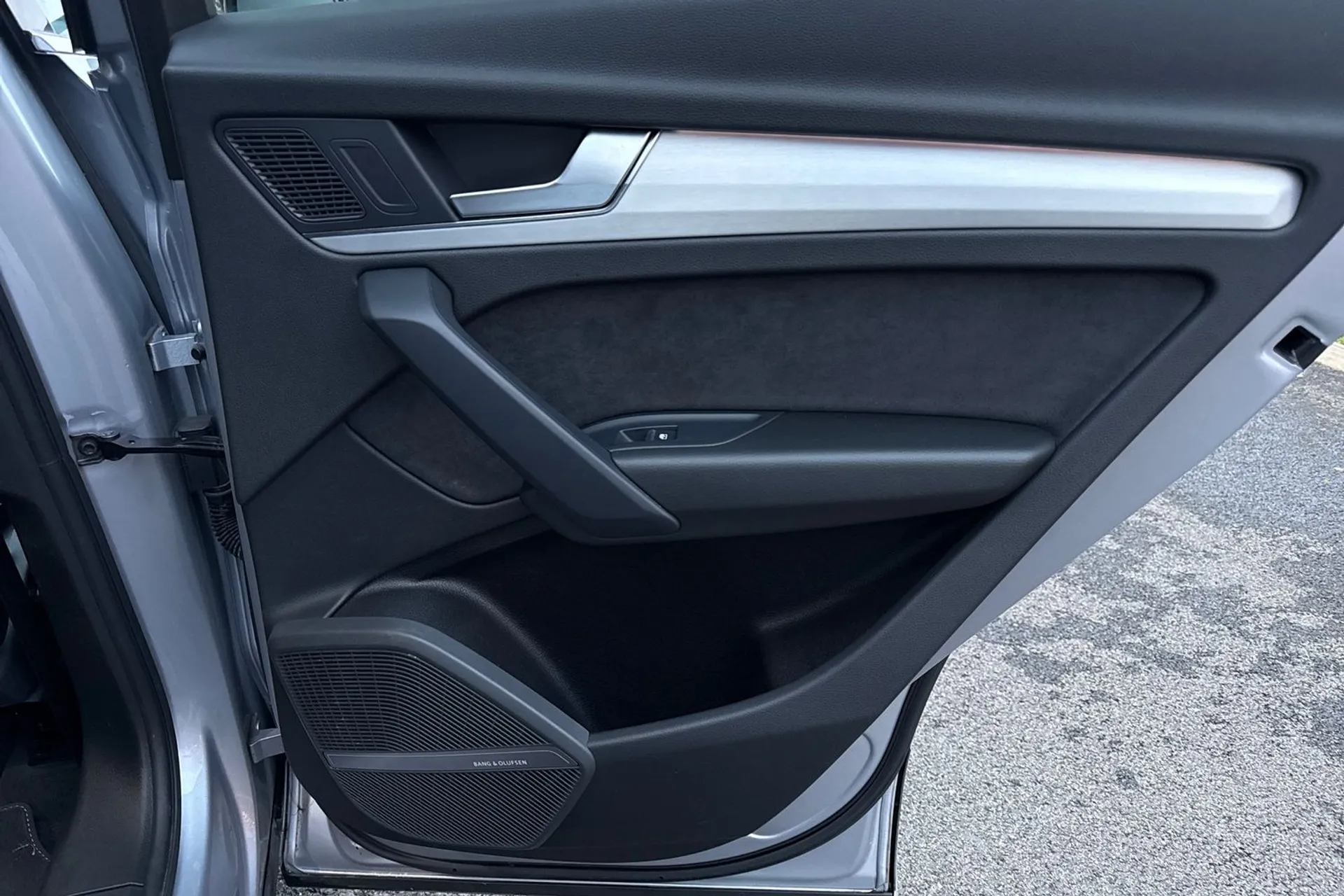 Audi Q5 thumbnail image number 20