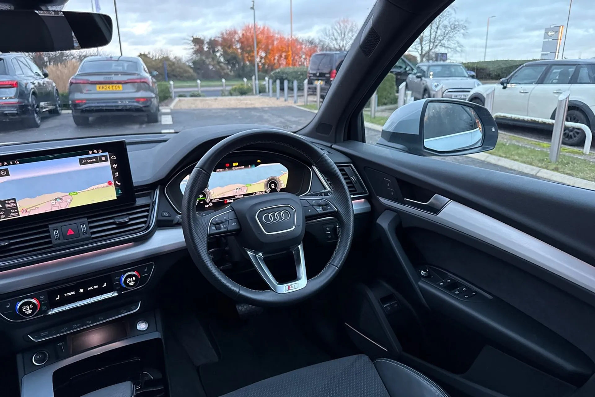 Audi Q5 thumbnail image number 43