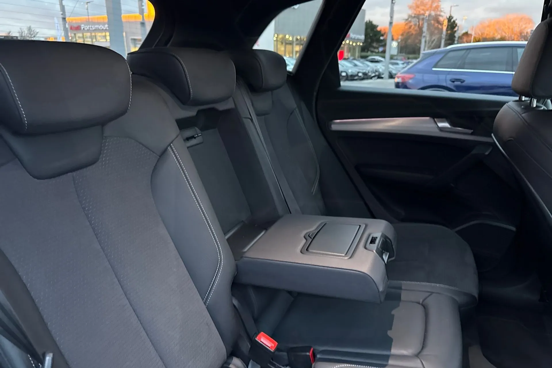 Audi Q5 thumbnail image number 21