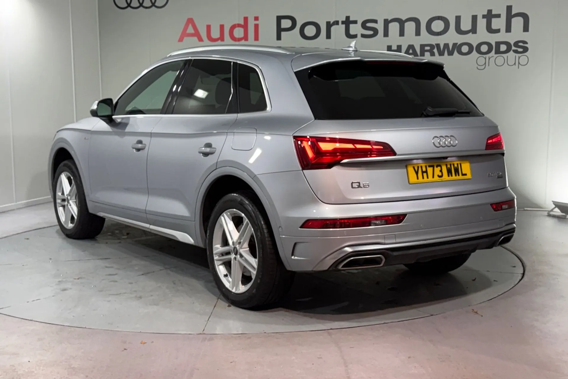 Audi Q5 thumbnail image number 10