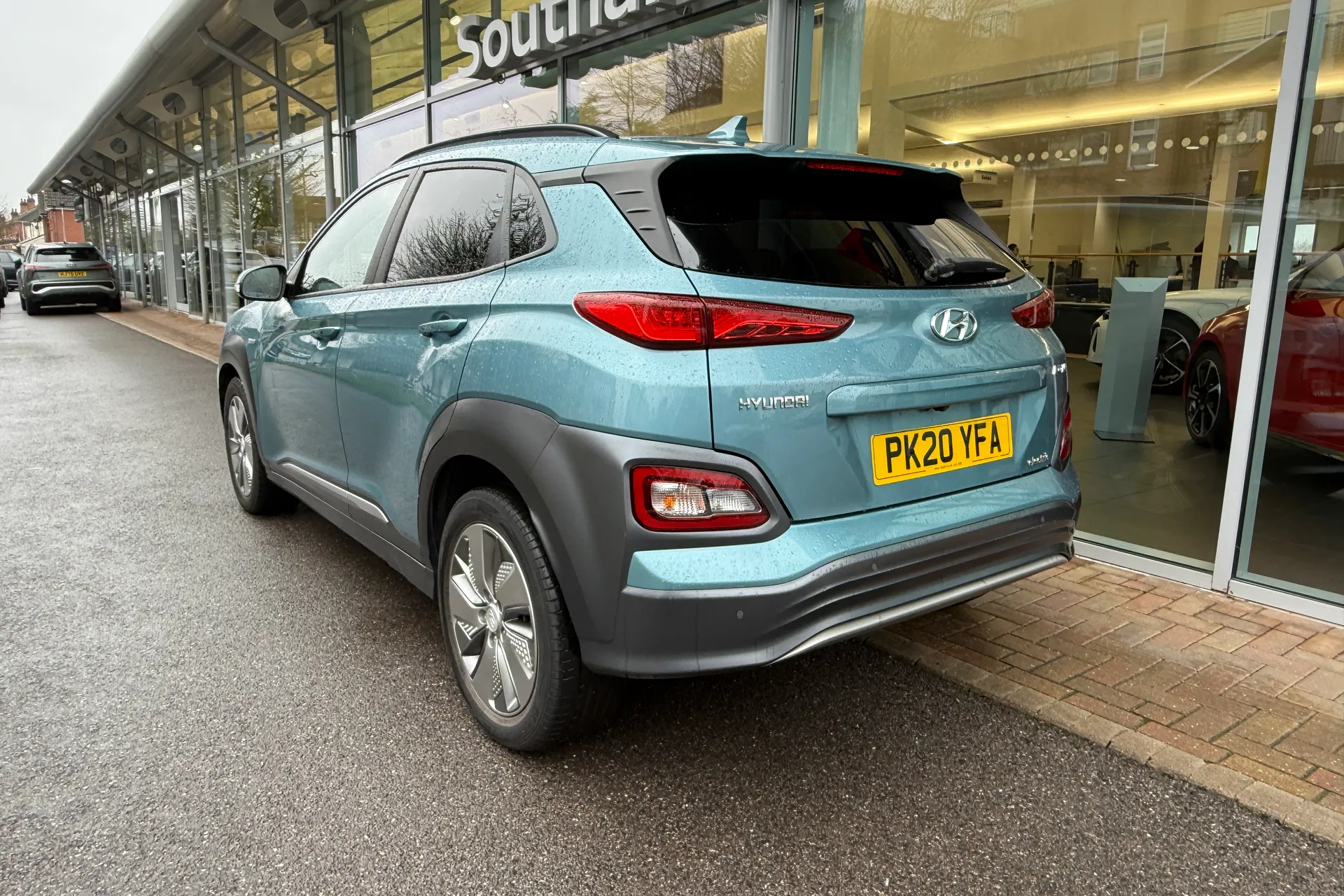 HYUNDAI KONA thumbnail image number 34