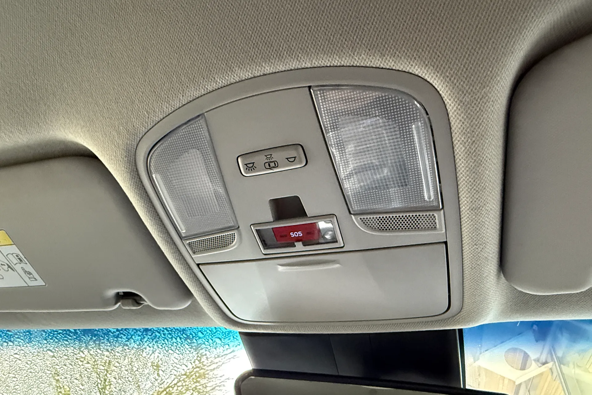 HYUNDAI KONA thumbnail image number 22