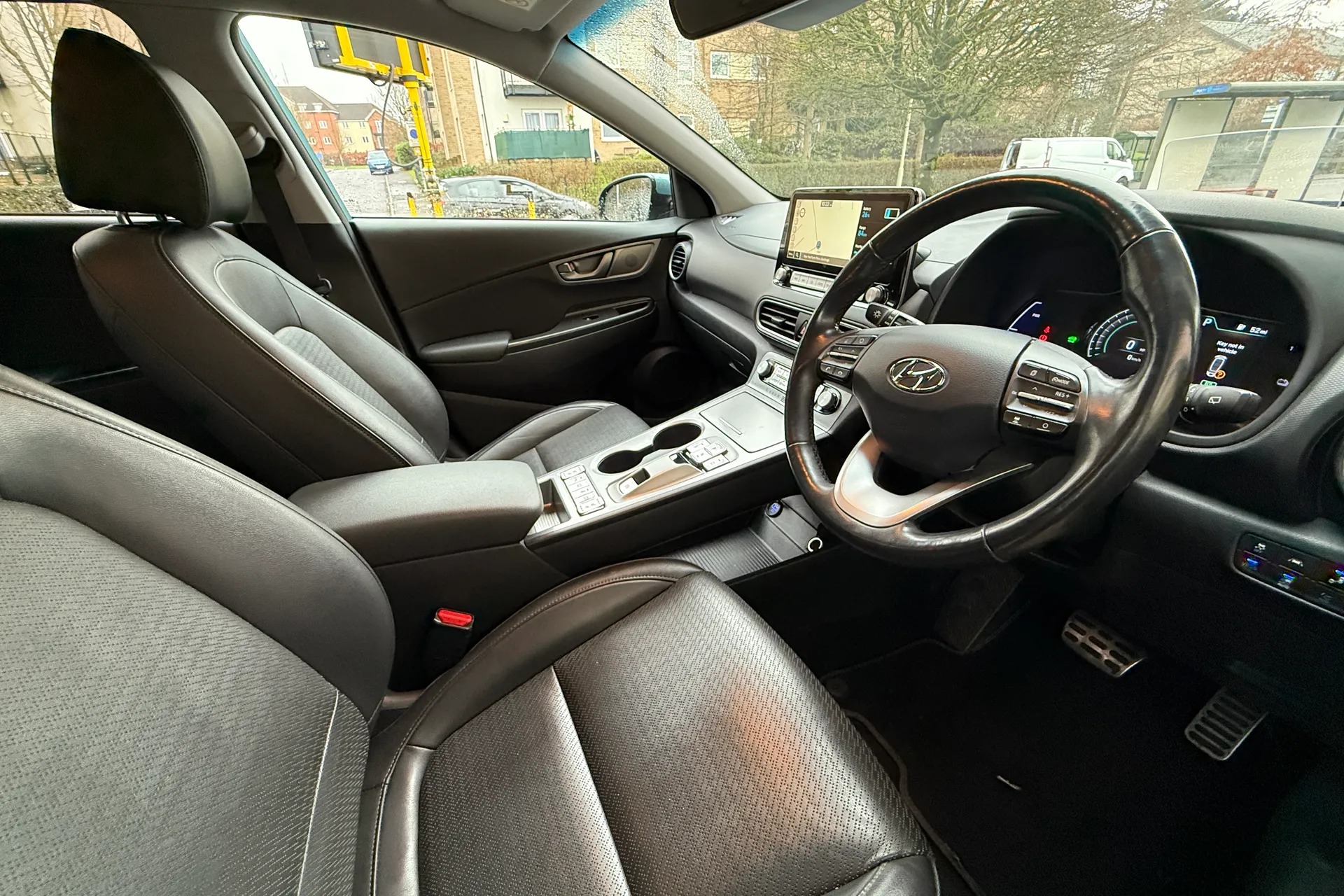 HYUNDAI KONA thumbnail image number 11