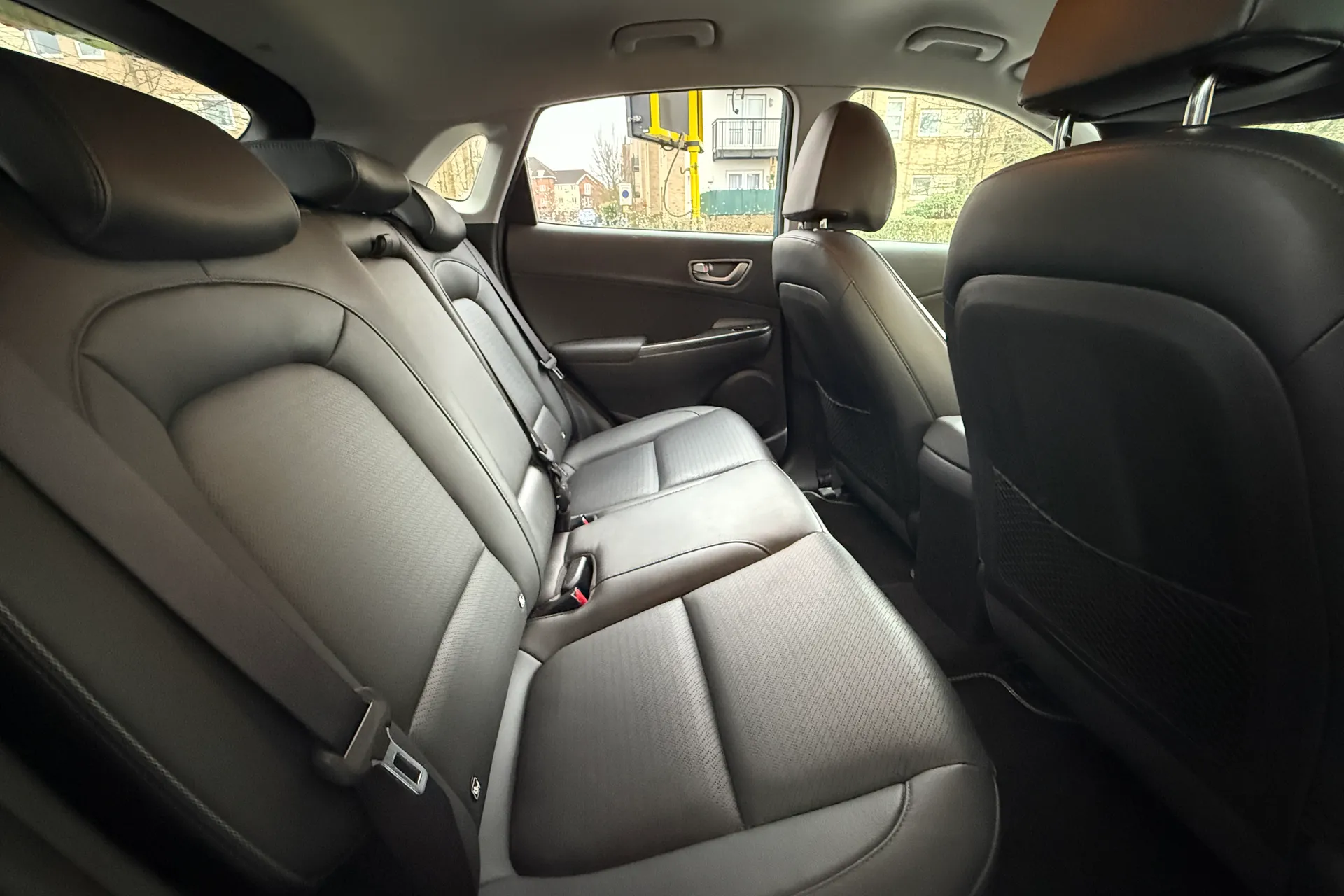 HYUNDAI KONA thumbnail image number 25