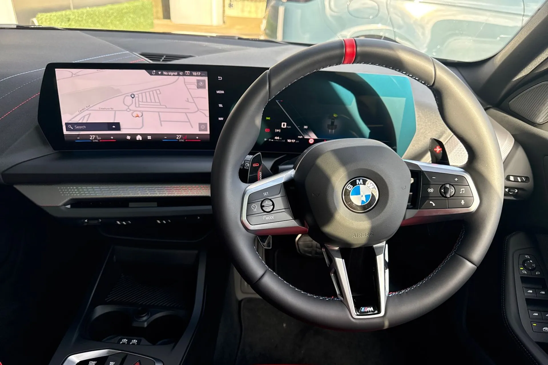 BMW 1 SERIES thumbnail image number 29