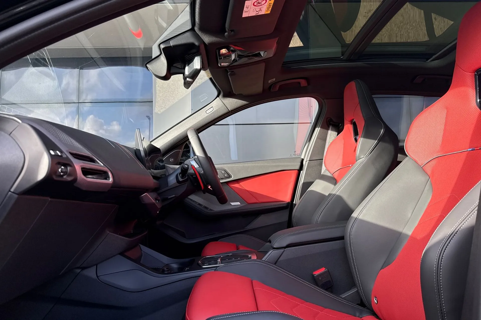 BMW 1 SERIES thumbnail image number 53