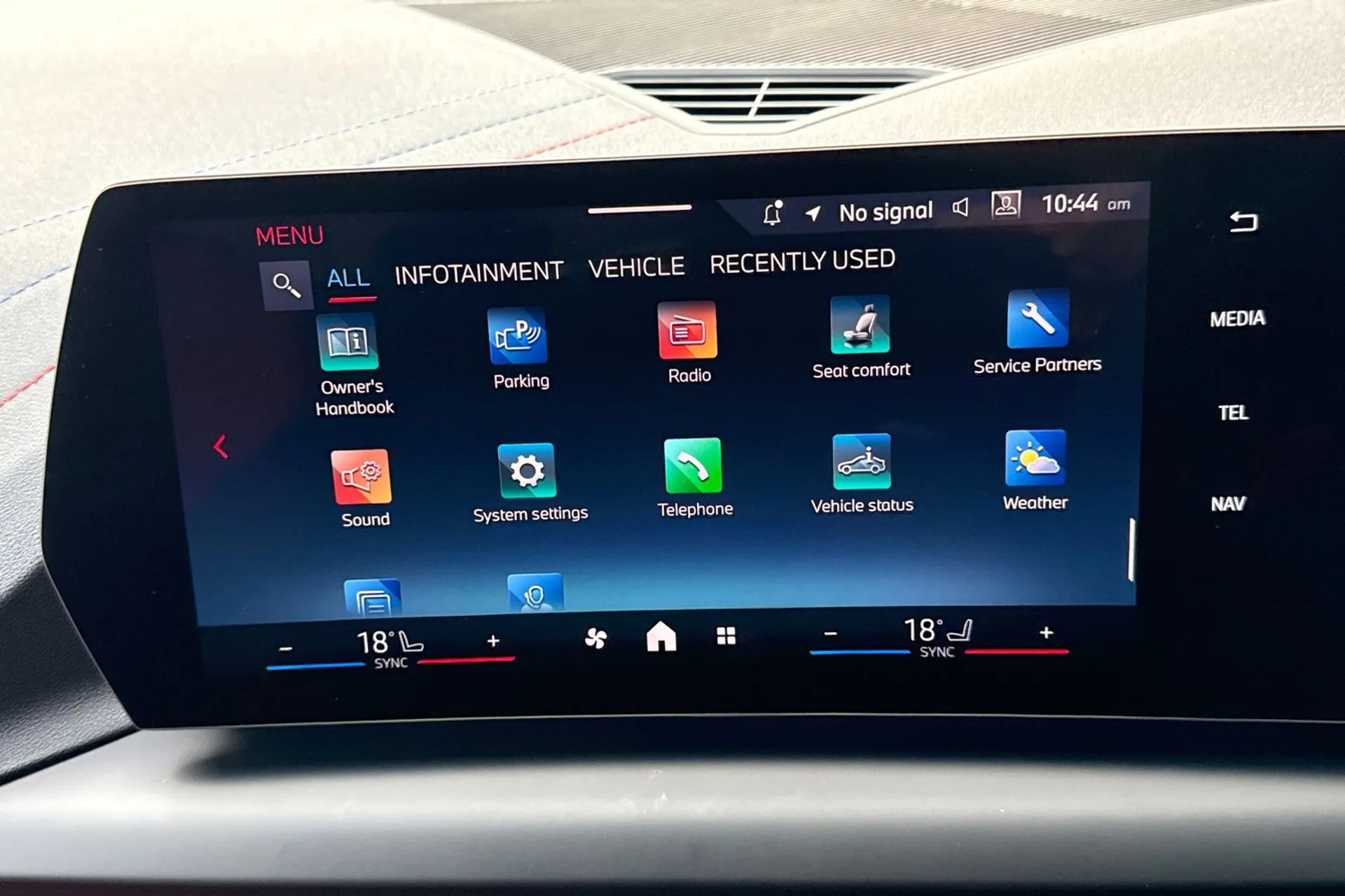 BMW 1 SERIES thumbnail image number 61