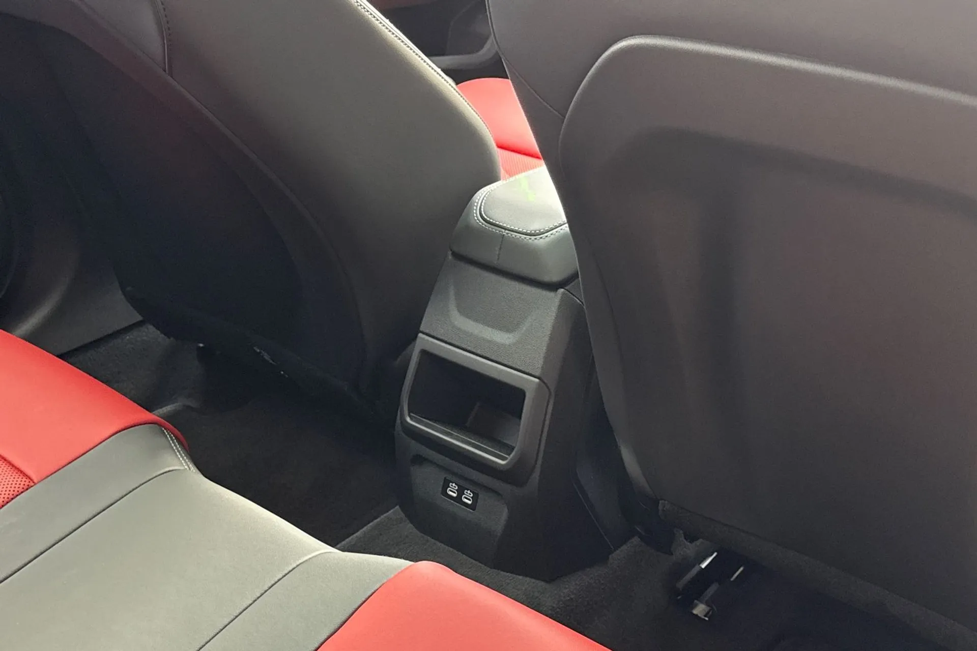 BMW 1 SERIES thumbnail image number 42