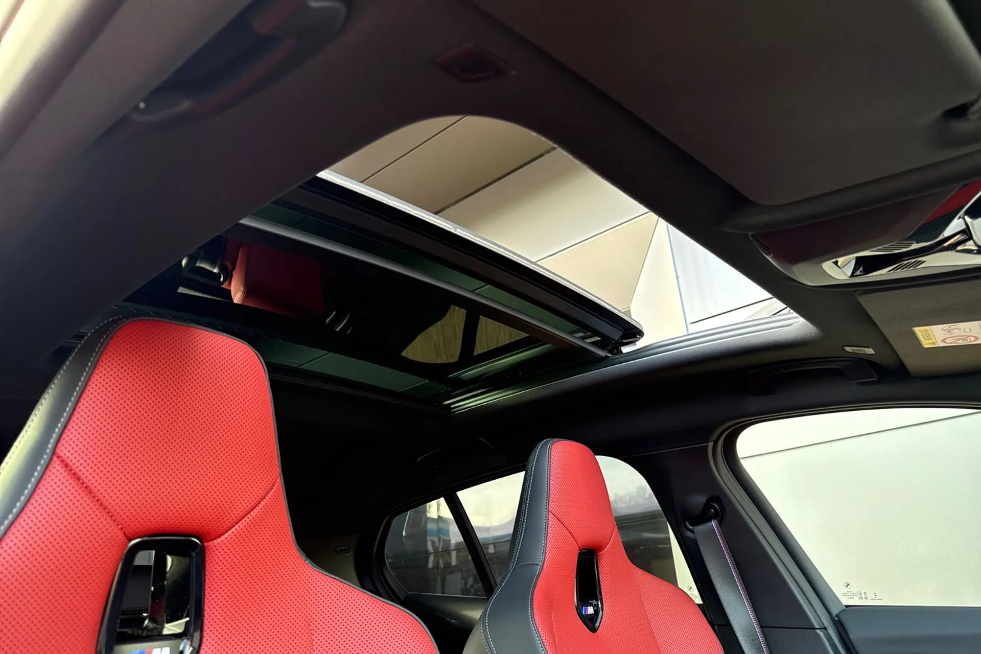 BMW 1 SERIES thumbnail image number 11