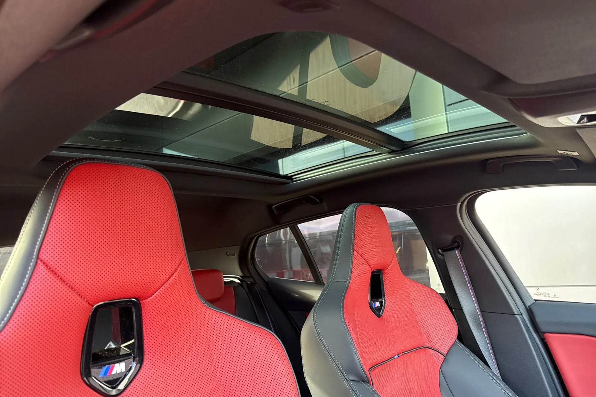 BMW 1 SERIES thumbnail image number 10