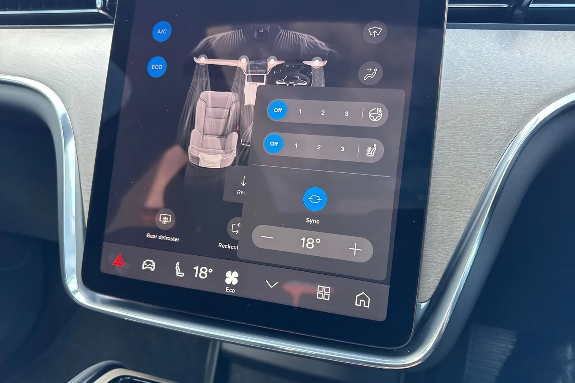 Volvo EX90 thumbnail image number 43