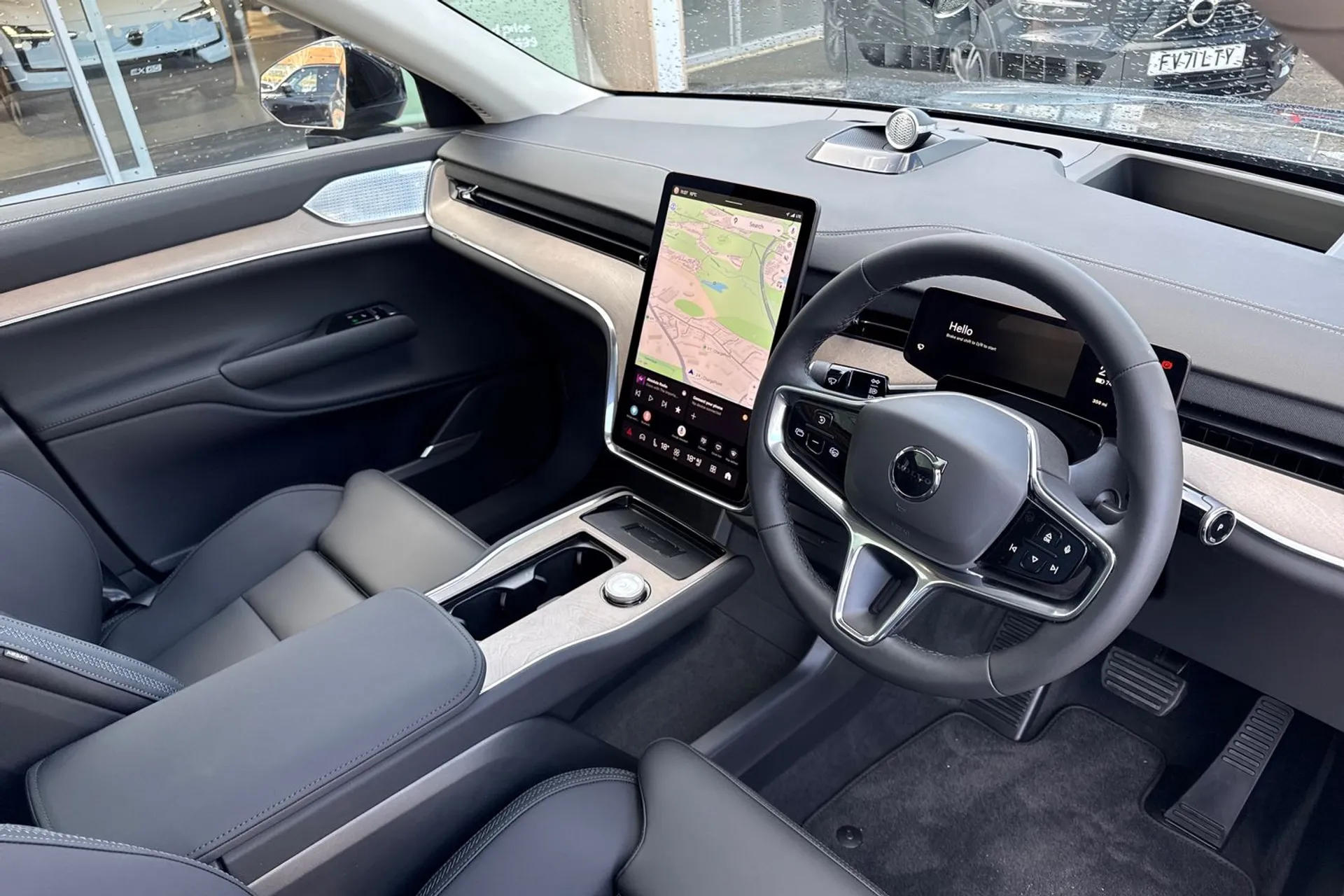 Volvo EX90 thumbnail image number 6