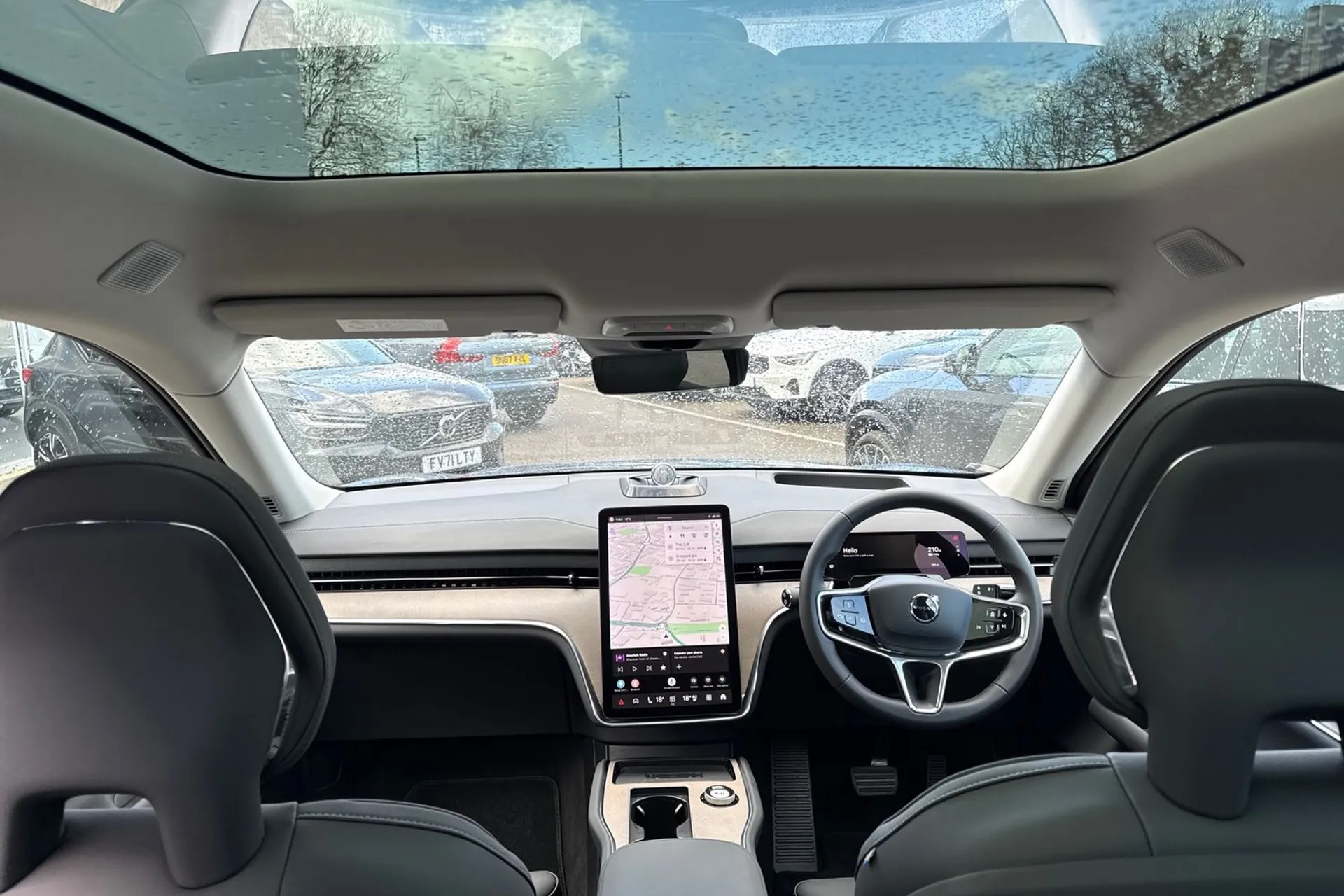 Volvo EX90 thumbnail image number 3