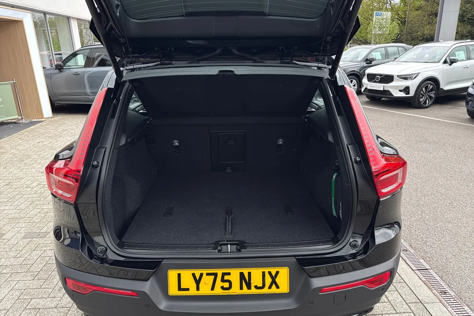 Volvo XC40 thumbnail image number 20