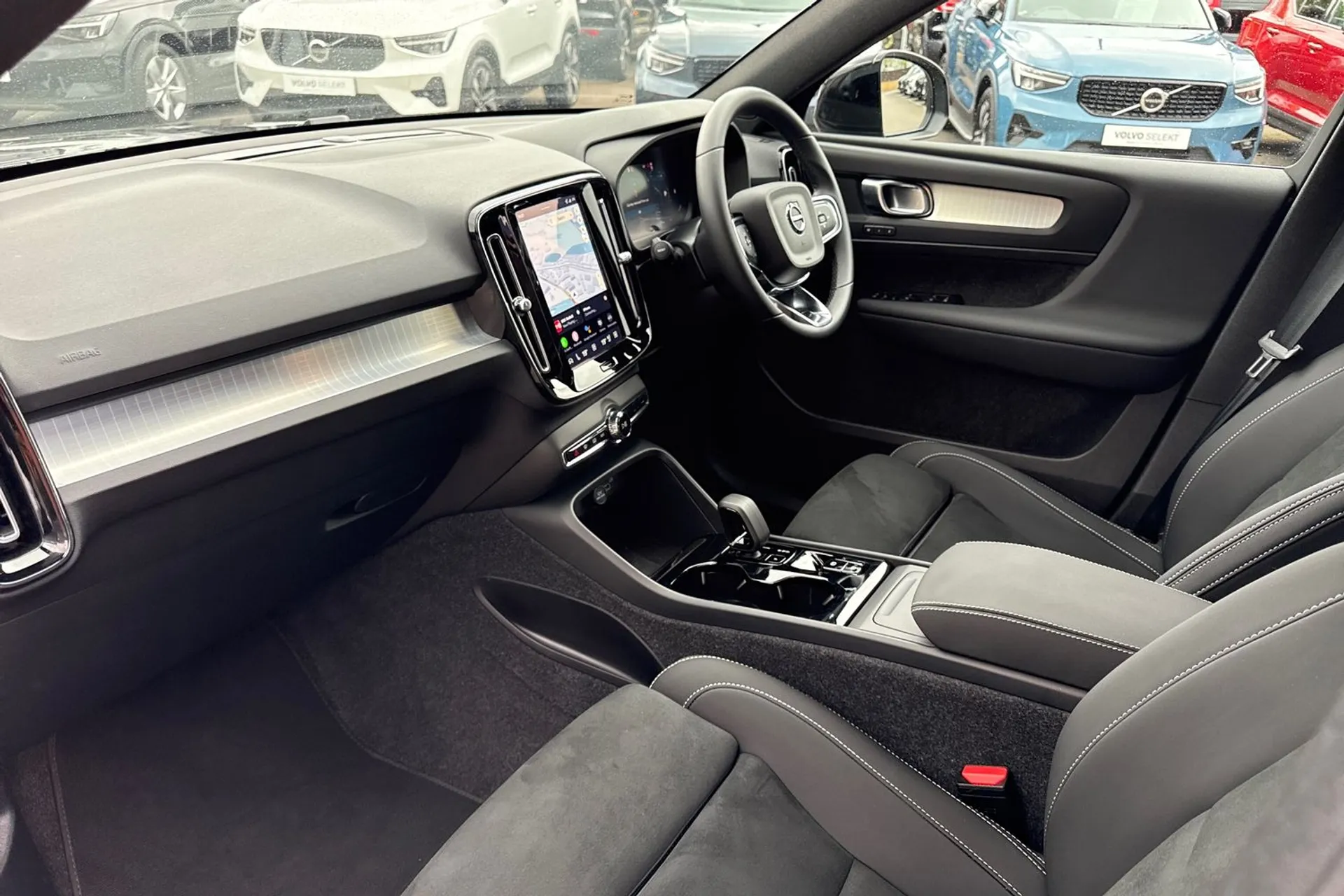 Volvo XC40 thumbnail image number 27