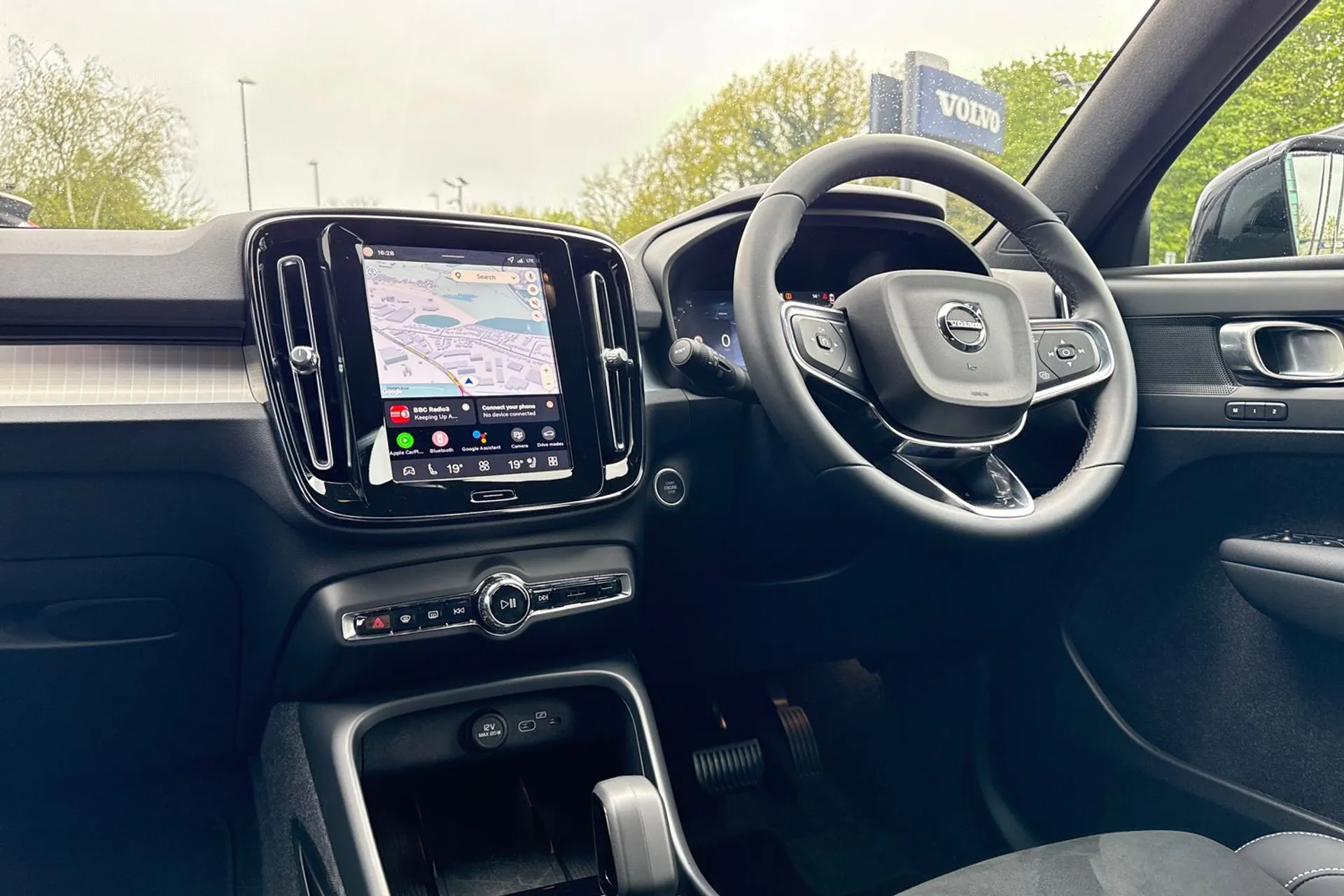 Volvo XC40 thumbnail image number 35