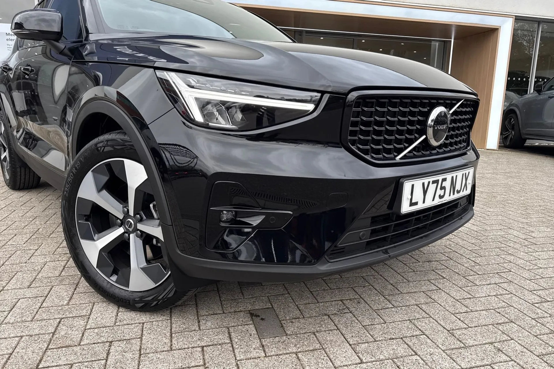 Volvo XC40 thumbnail image number 7