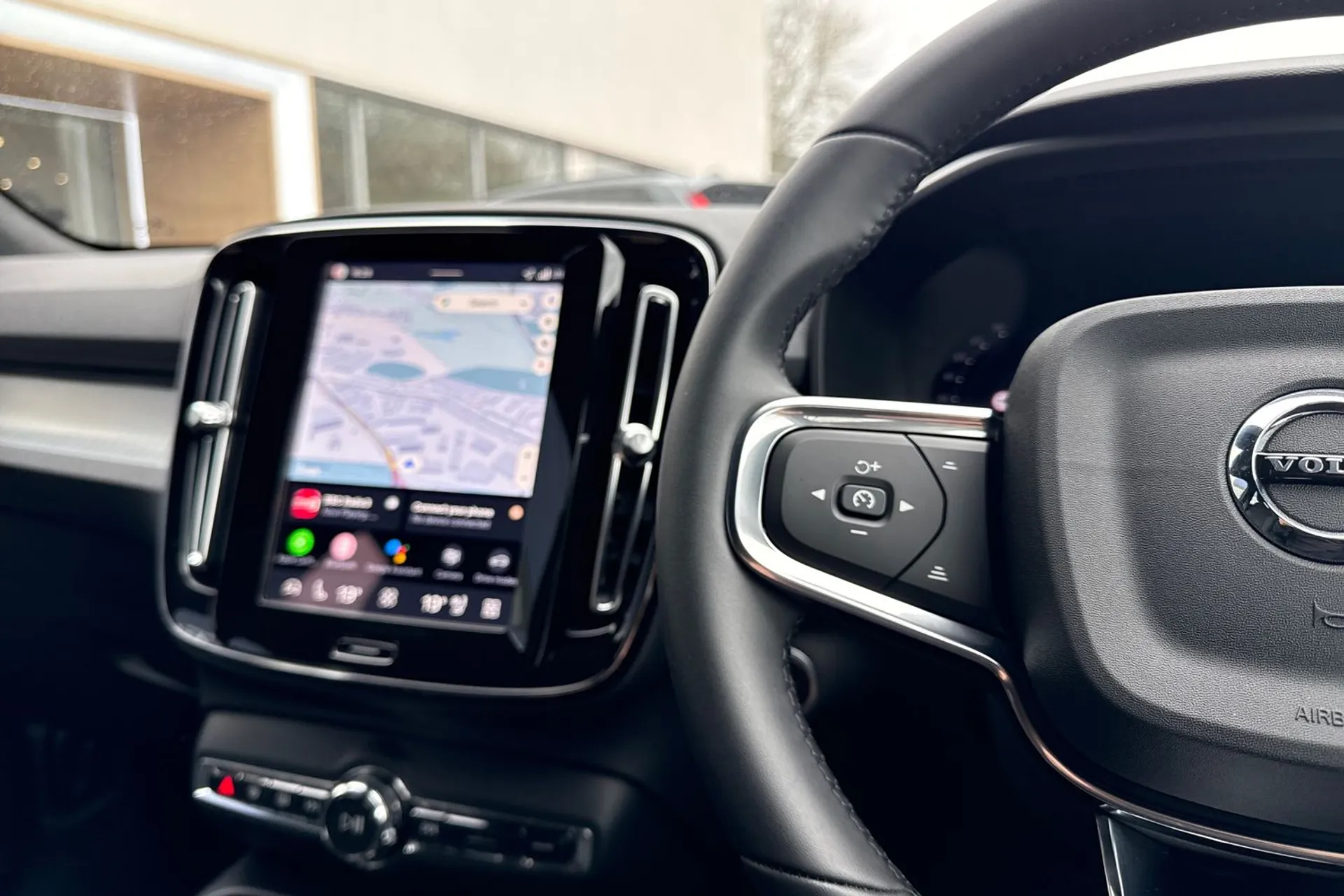 Volvo XC40 thumbnail image number 36